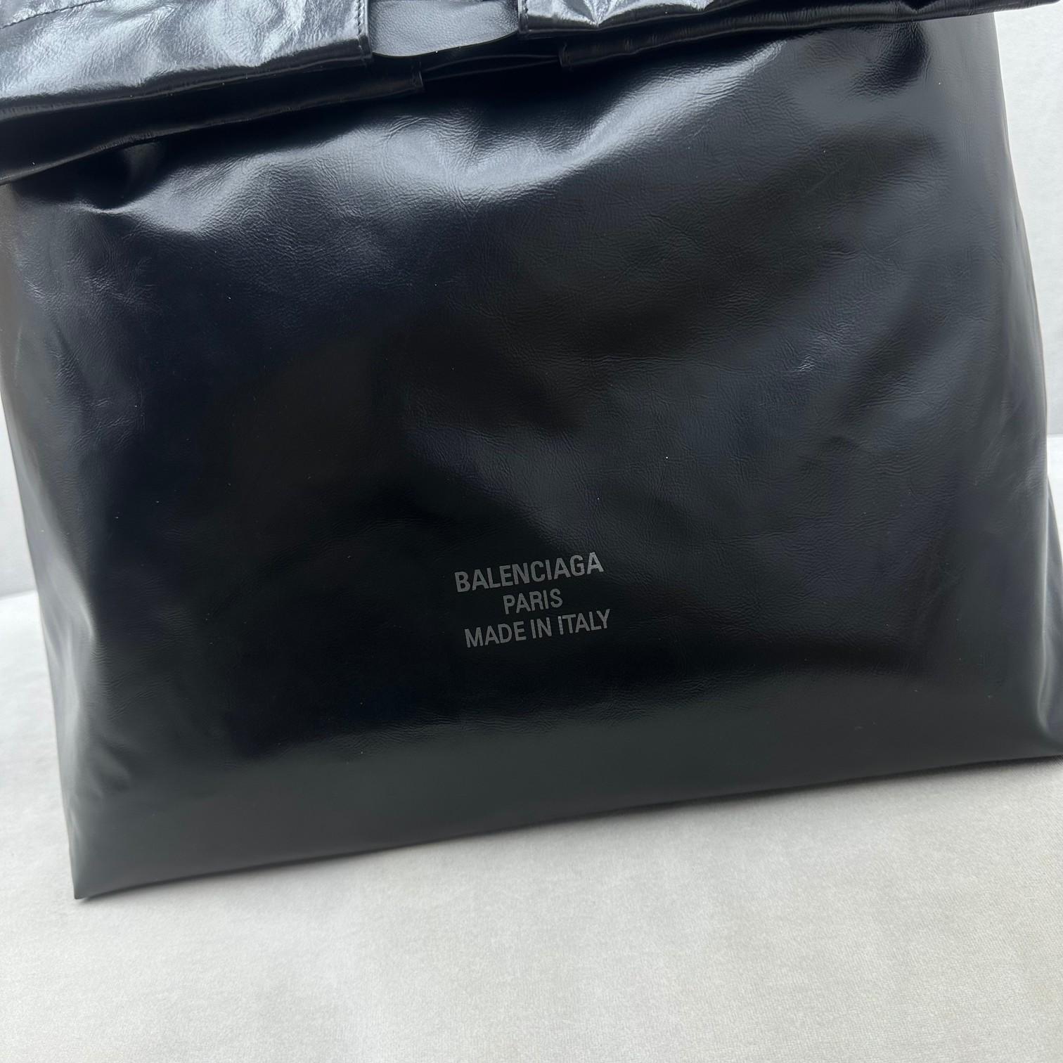 Balenciaga Trash Bag Large Pouch In Black(37-40-52cm) - EUR FASHION