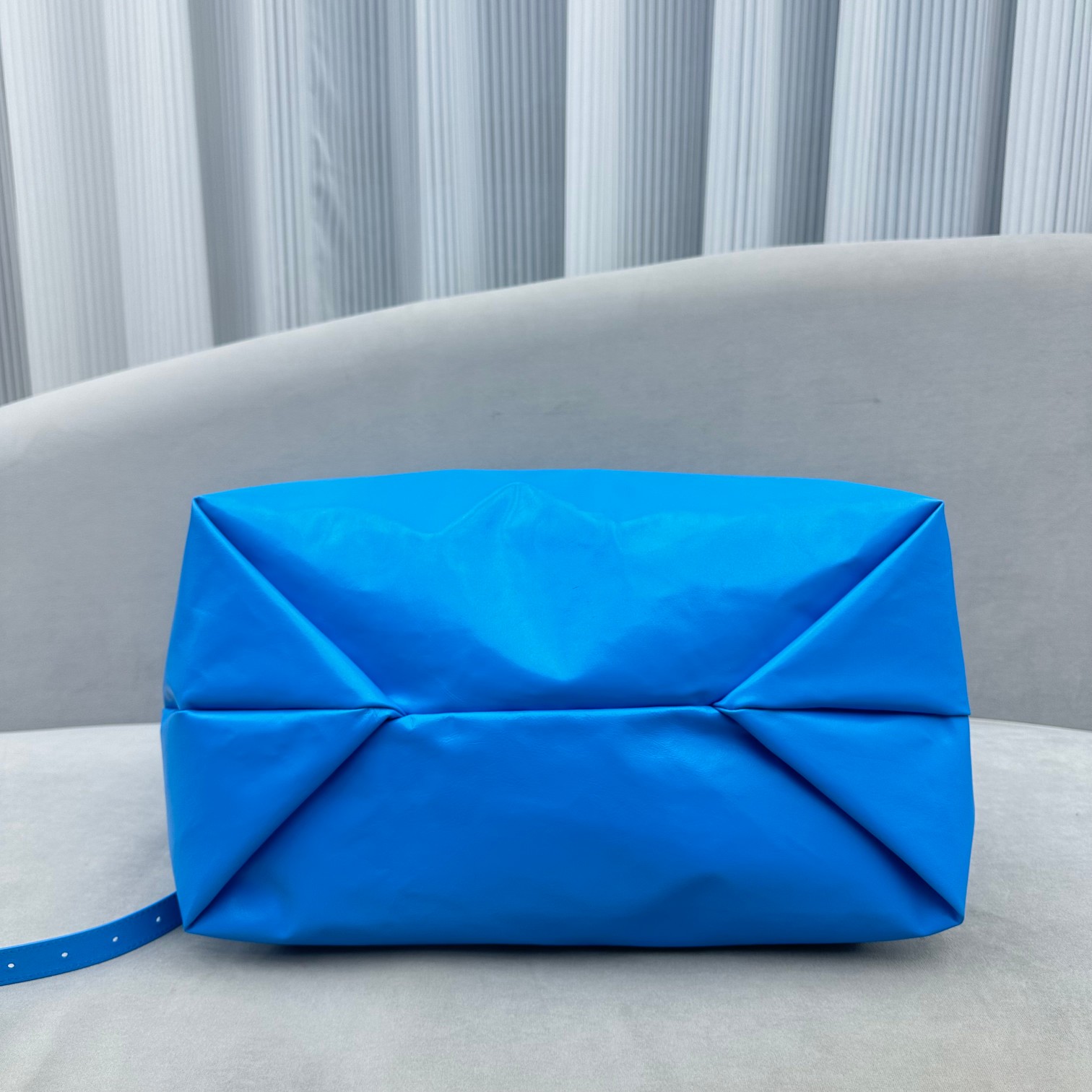 Balenciaga Trash Bag Large Pouch In Blue(37-40-52cm) - EUR FASHION