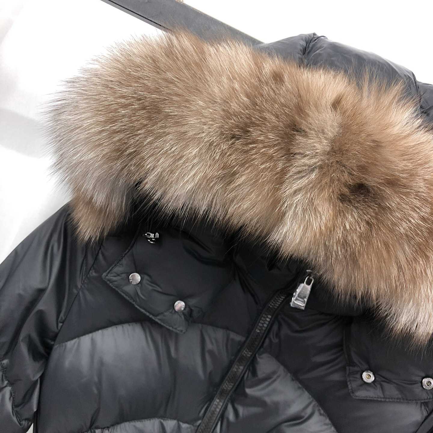 Moncler Short Down Jacket - EUR FASHION