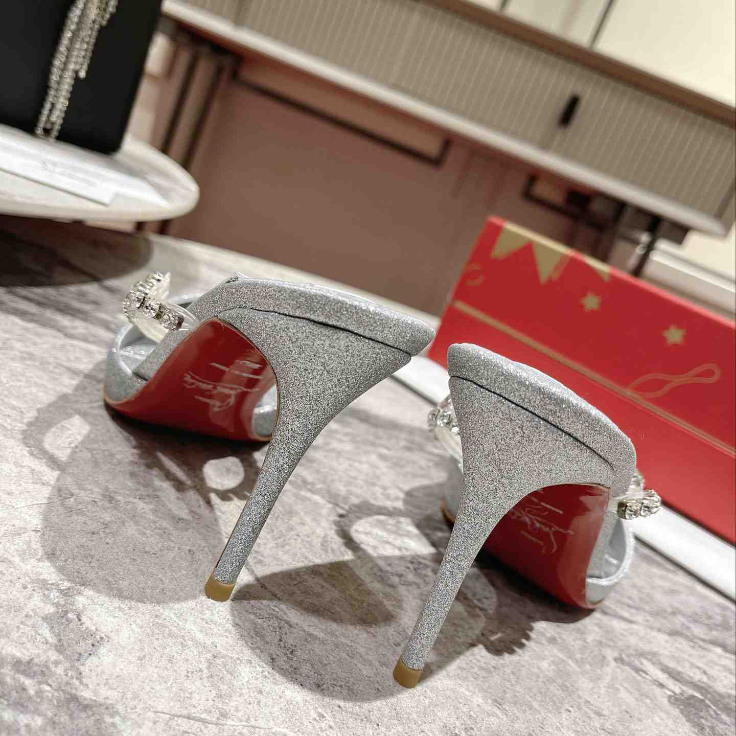 Christian Louboutin Planet Queen Pump  85mm - EUR FASHION
