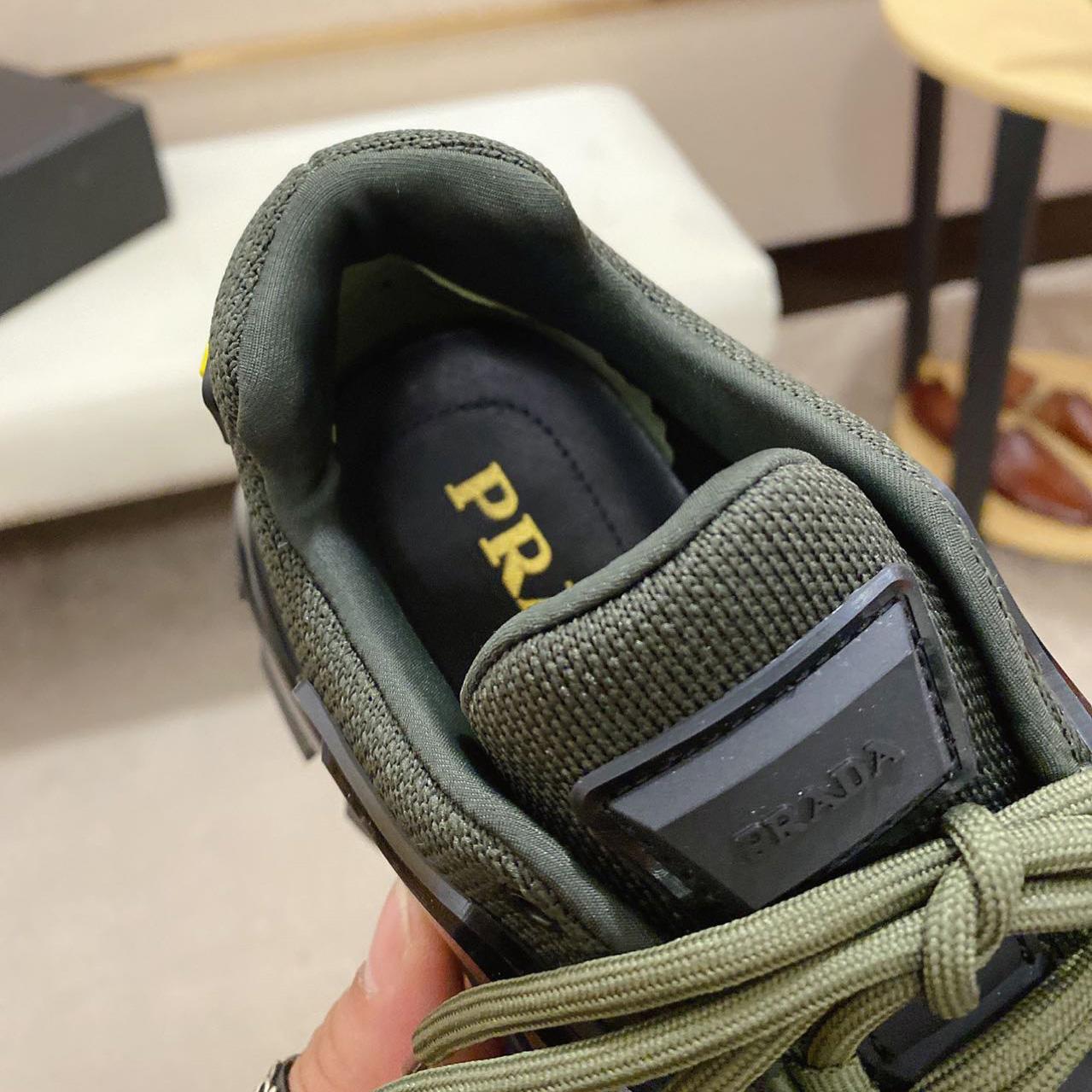 Prada Cloudbust Thunder Sneakers - EUR FASHION