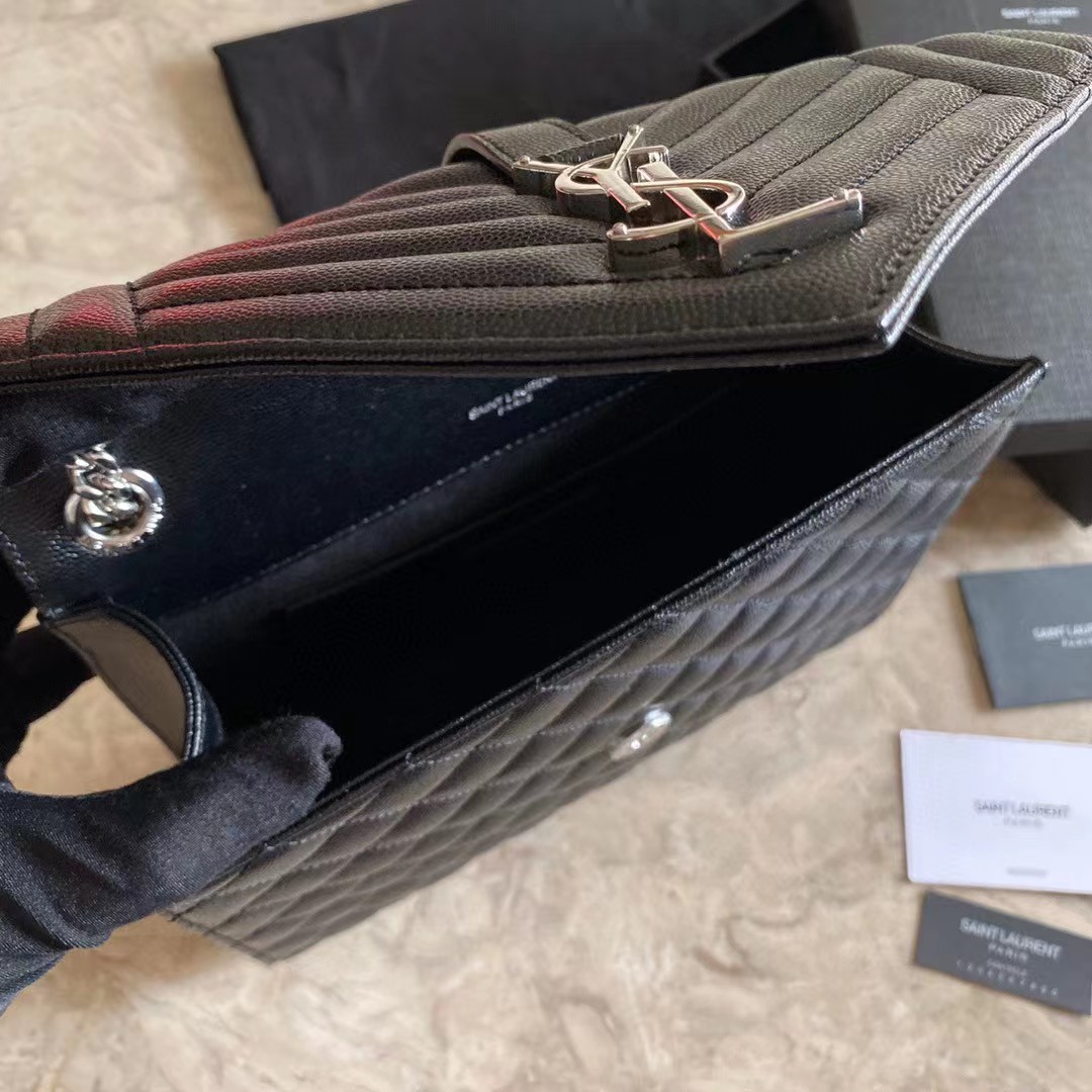 Saint Laurent Envelope Medium Chain Bag In Mix Matelasse Grain De Poudre Embossed Leather - EUR FASHION