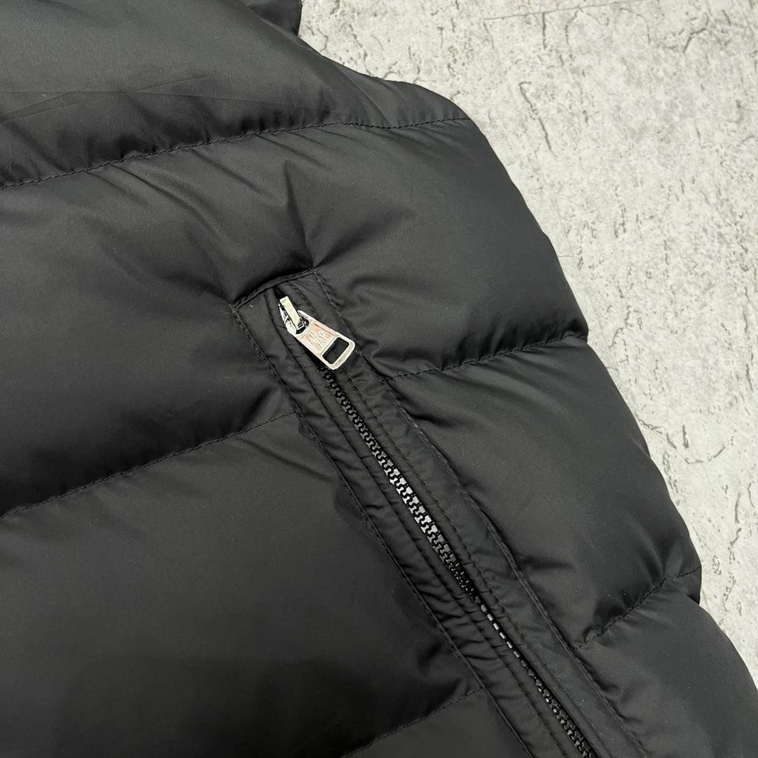 Moncler Cardamine Down Vest - EUR FASHION