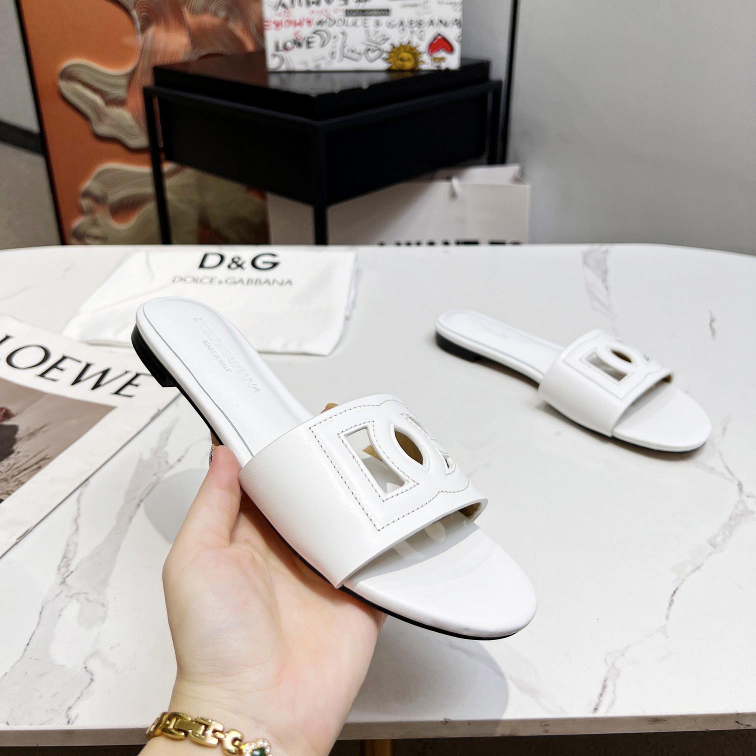 Dolce & Gabbana Calfskin Slides With DG Logo - EUR FASHION