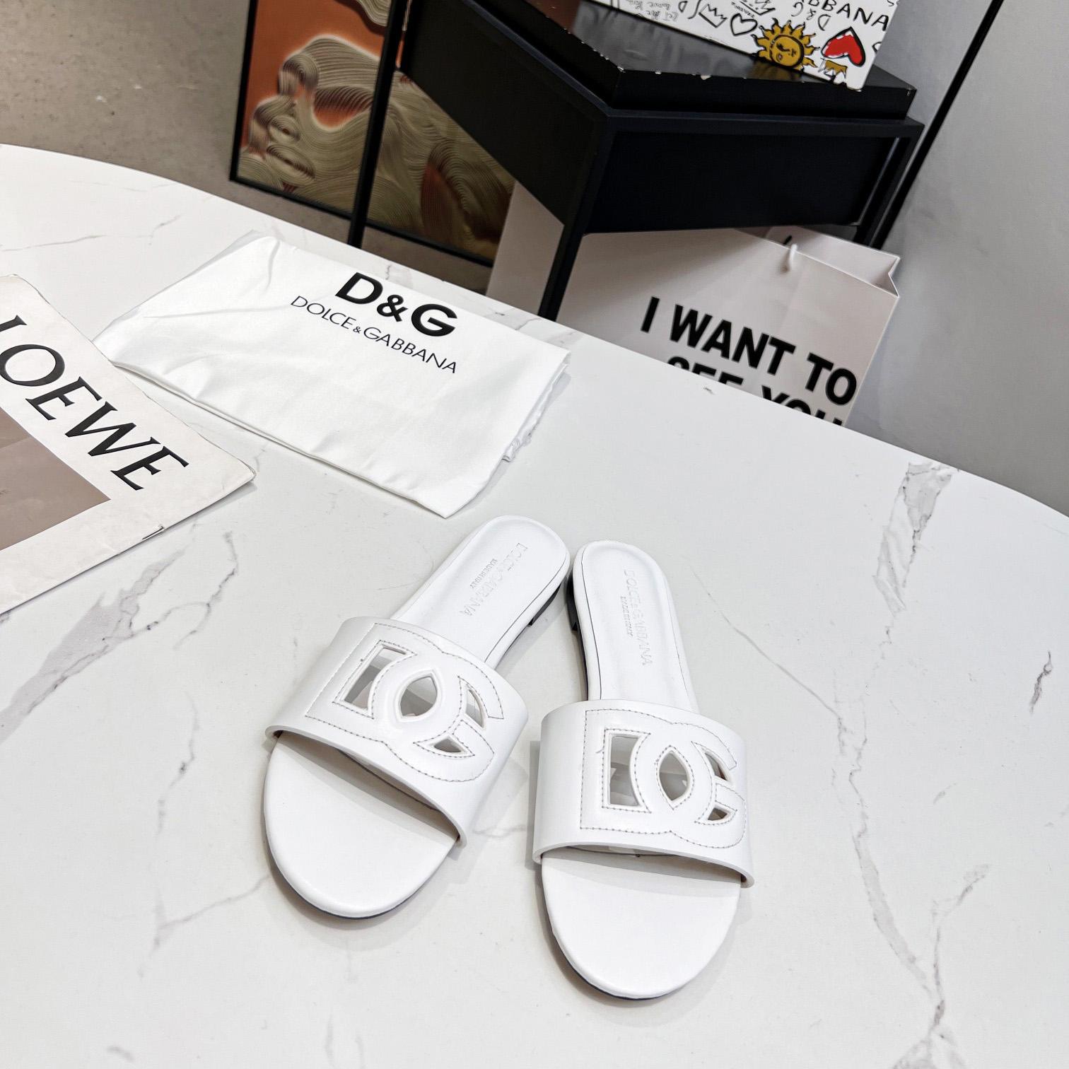 Dolce & Gabbana Calfskin Slides With DG Logo - EUR FASHION
