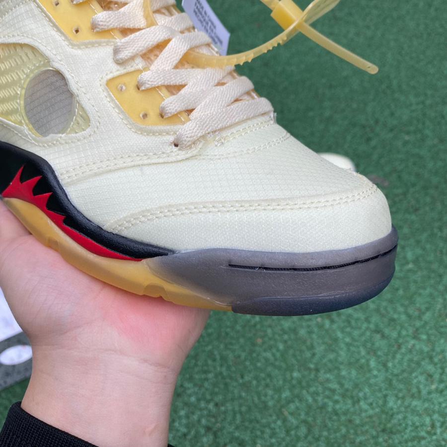 AirJordan 5 AJ5 x Off-White Ow Sneaker      DH8565-100 - EUR FASHION