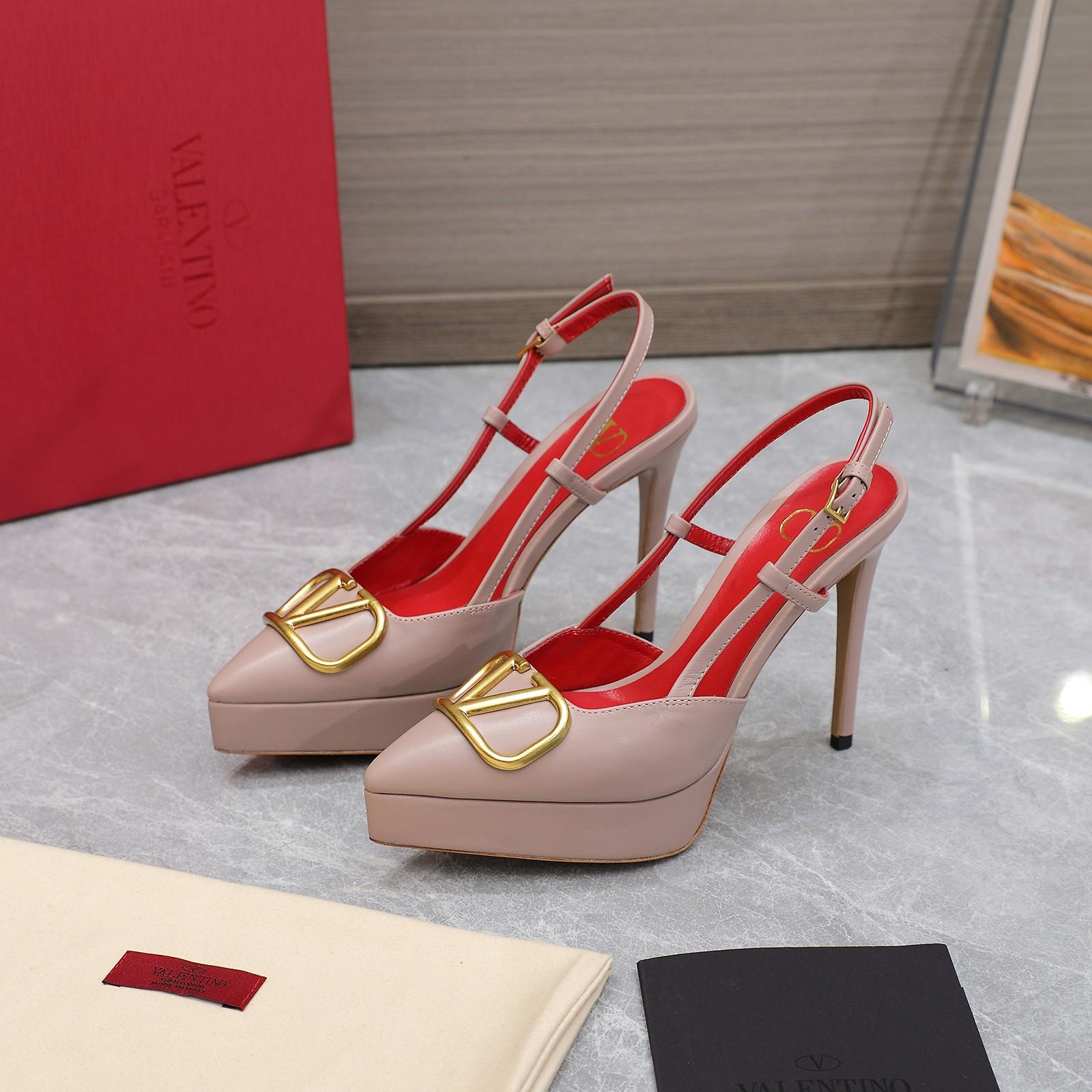 Valenti  VLogo Signature Calfskin Slingback Platform Pump - EUR FASHION