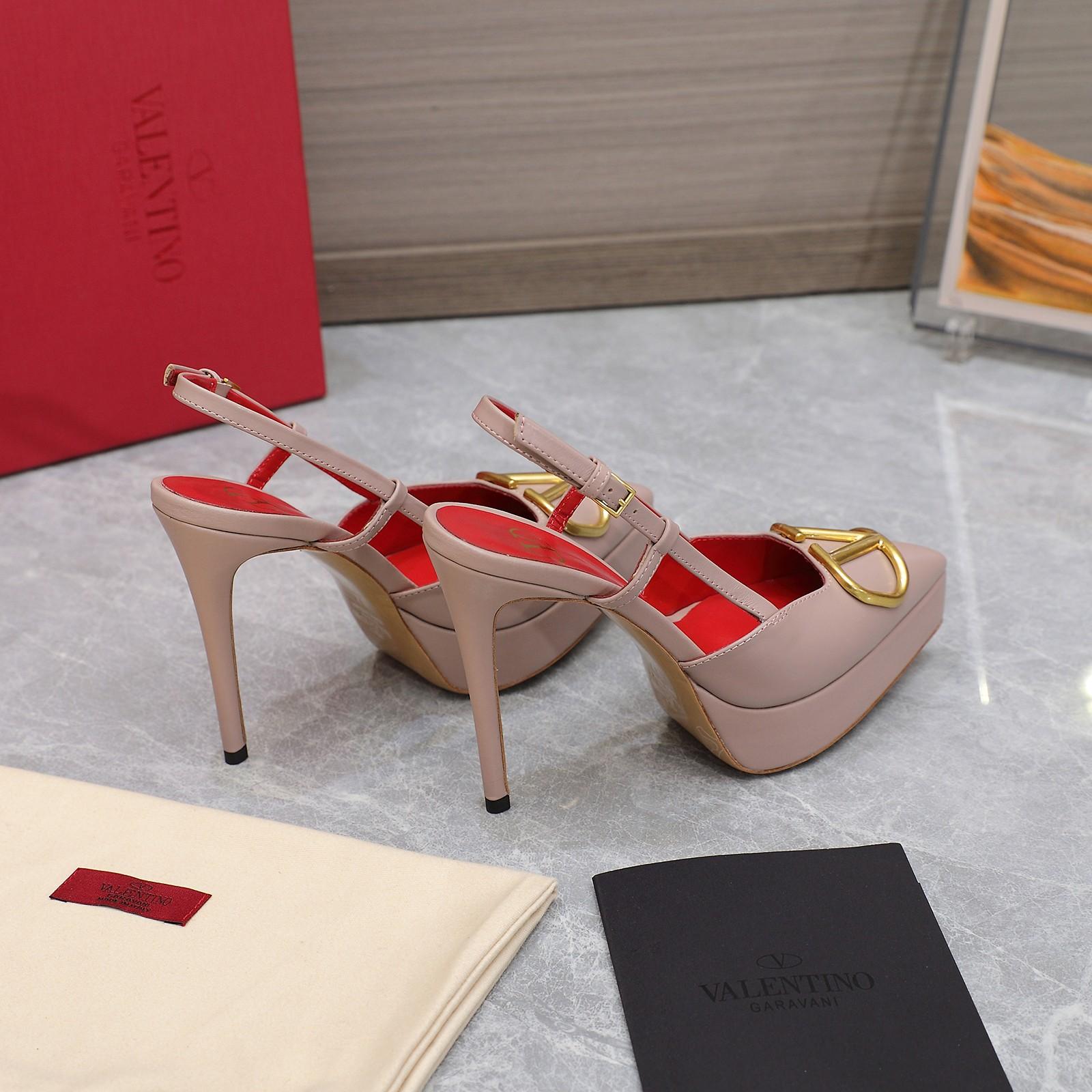 Valenti  VLogo Signature Calfskin Slingback Platform Pump - EUR FASHION