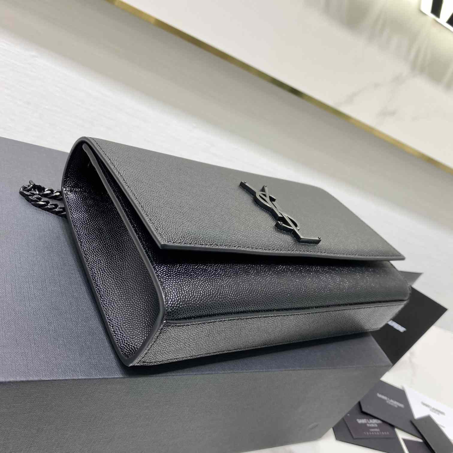Saint Laurent Kate Medium Chain Bag In Grain De Poudre Embossed Leather - EUR FASHION