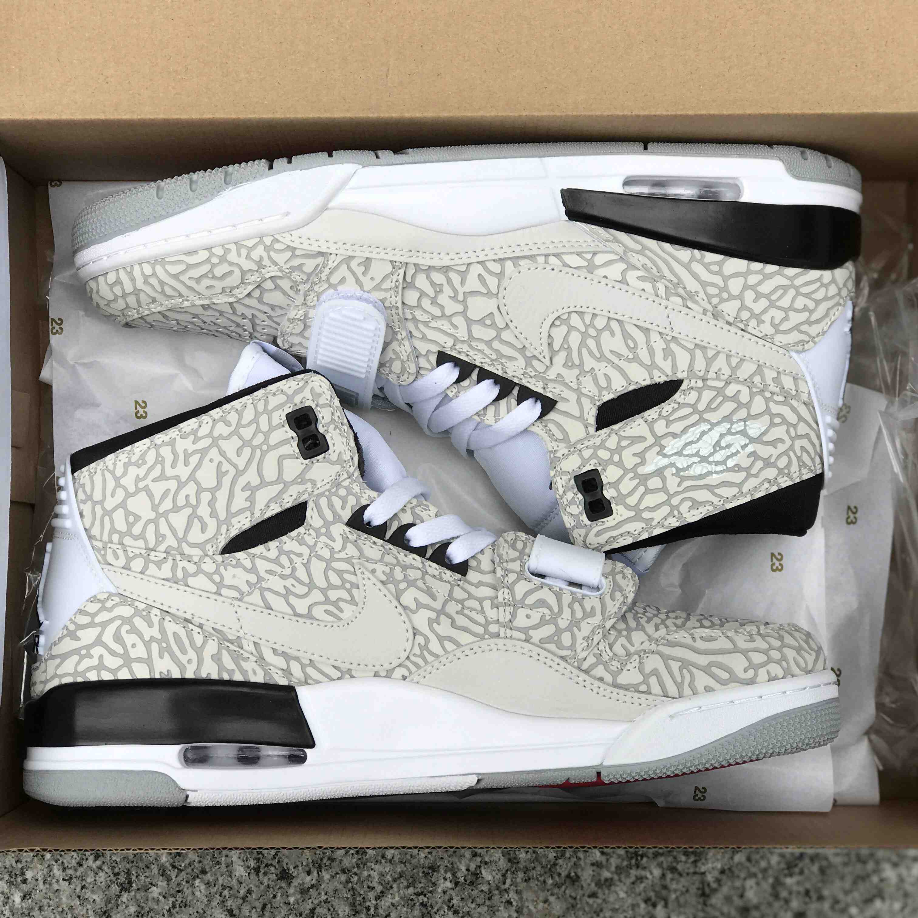 Air Jordan Legacy 312 Sneaker  AV3922-100 - EUR FASHION