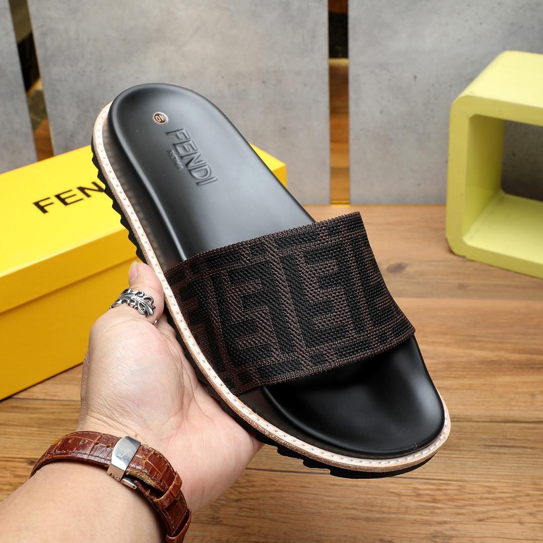 Fendi FF Logo Slides - EUR FASHION
