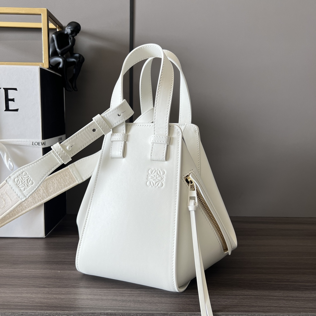 Loewe Compact Hammock In Satin Calfskin - EUR FASHION