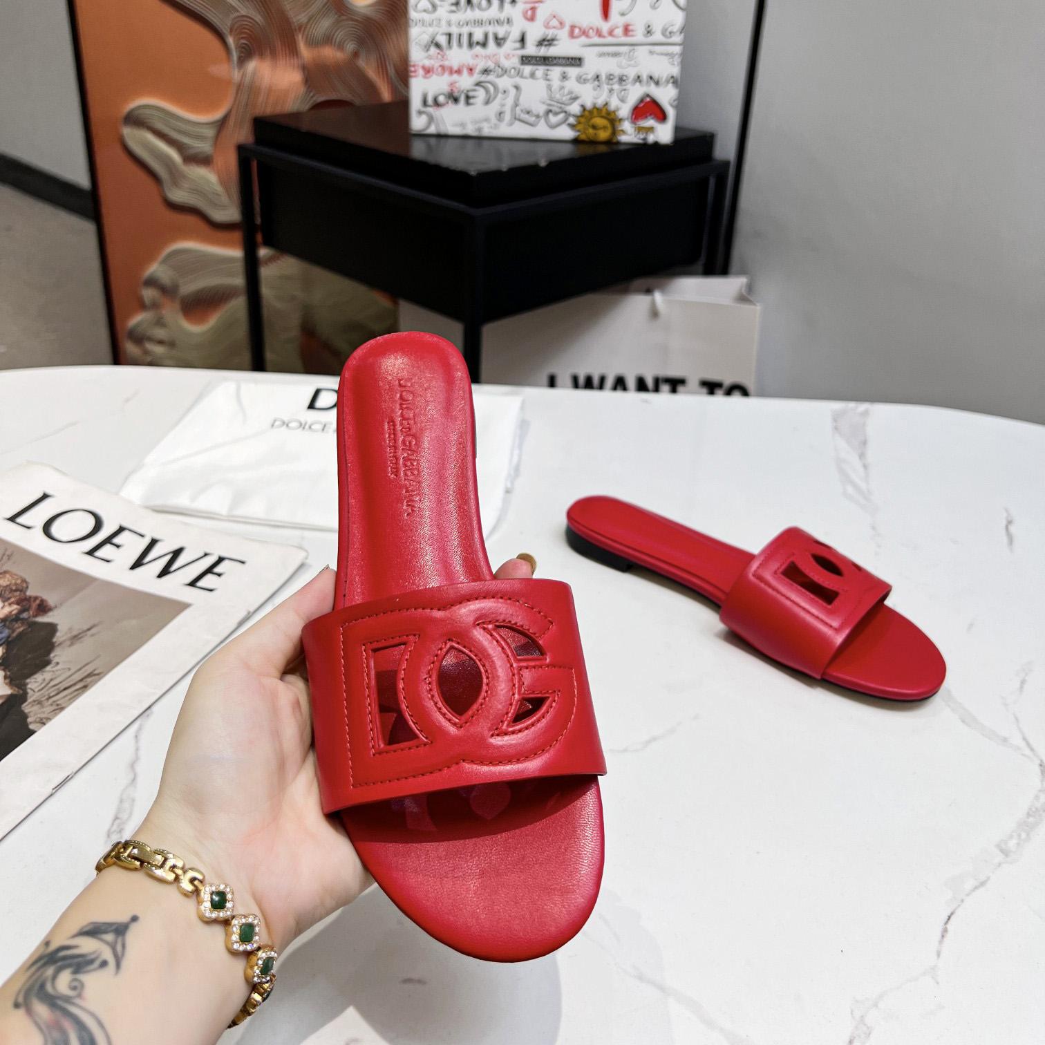 Dolce & Gabbana Calfskin Slides With DG Logo - EUR FASHION