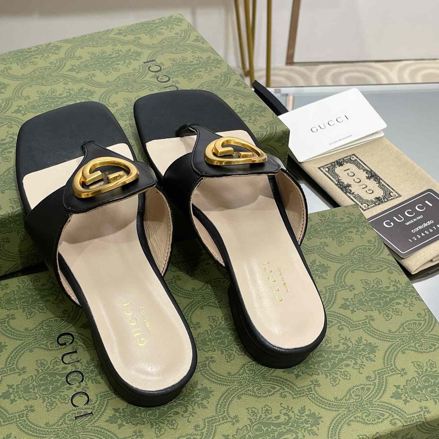 Gucci Women's Gucci Blondie Thong Sandal - EUR FASHION