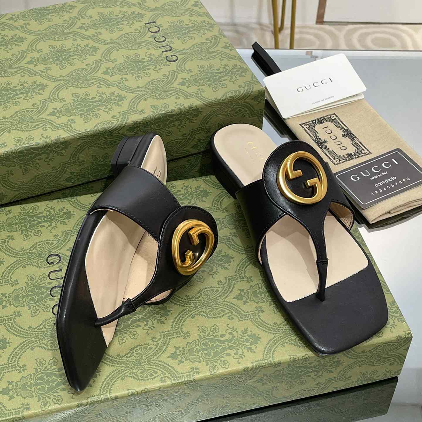 Gucci Women's Gucci Blondie Thong Sandal - EUR FASHION