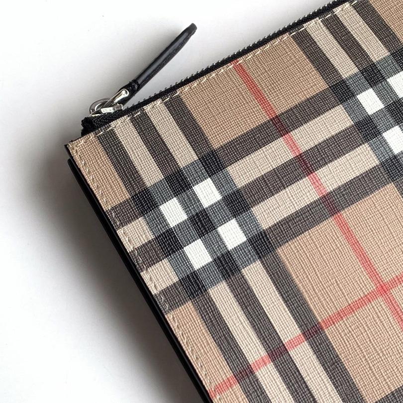 Burberry Vintage Check Canvas Zip Pouch(30cm*19.5cm) - EUR FASHION