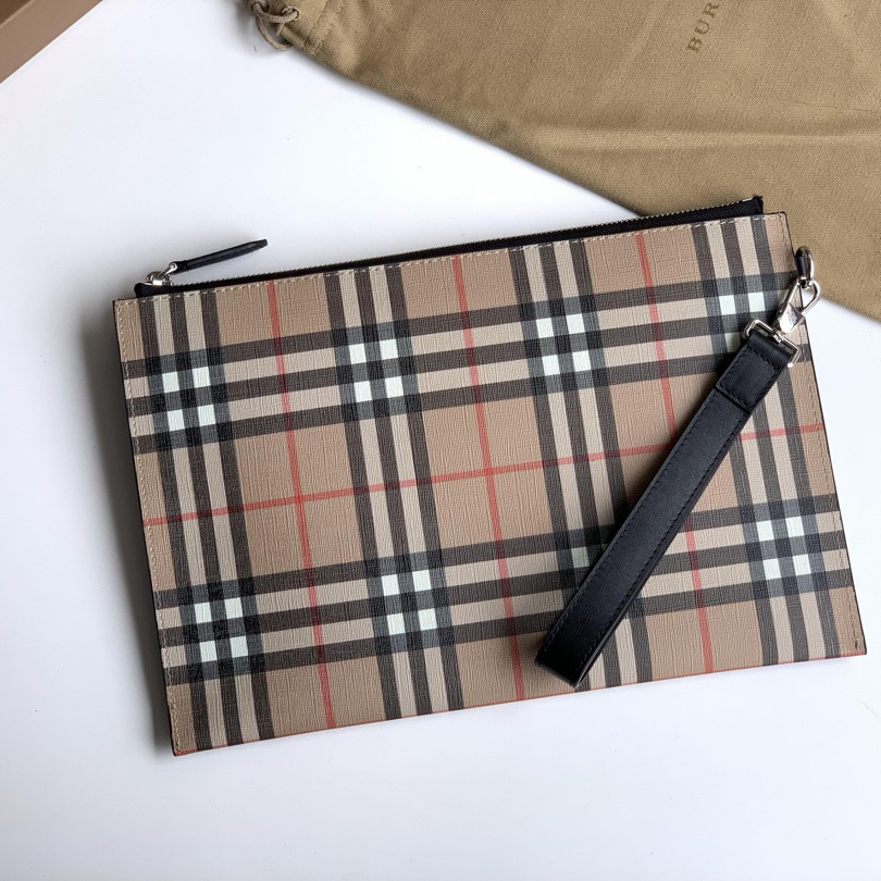 Burberry Vintage Check Canvas Zip Pouch(30cm*19.5cm) - EUR FASHION