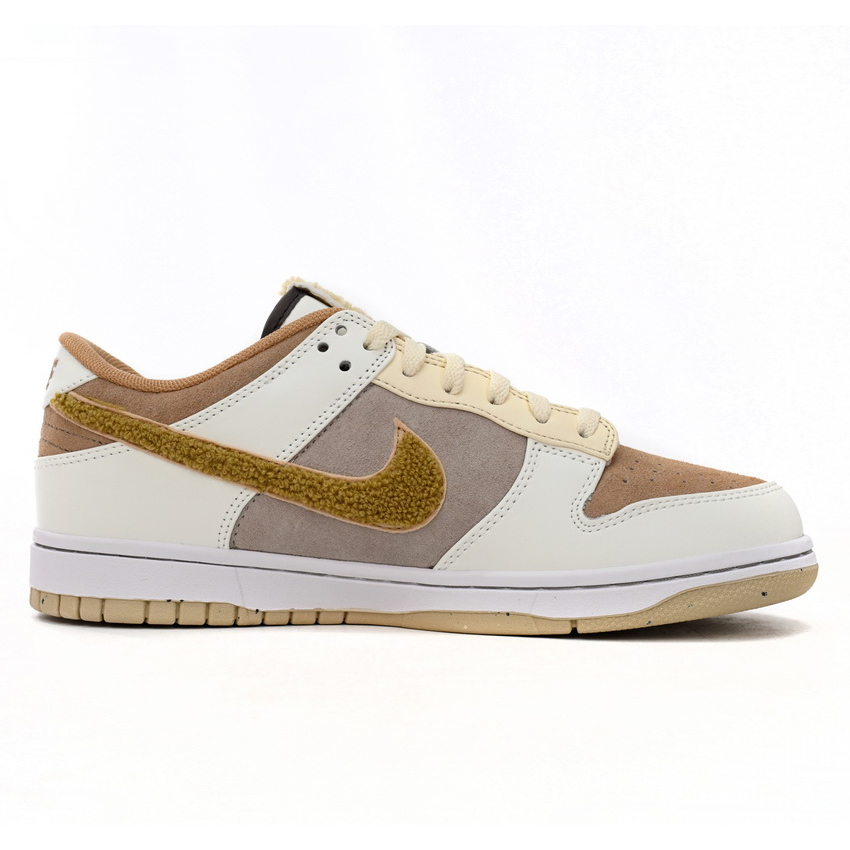 Nike Dunk Low “Year of the Rabbit” Sneaker         FD4203-211 - EUR FASHION