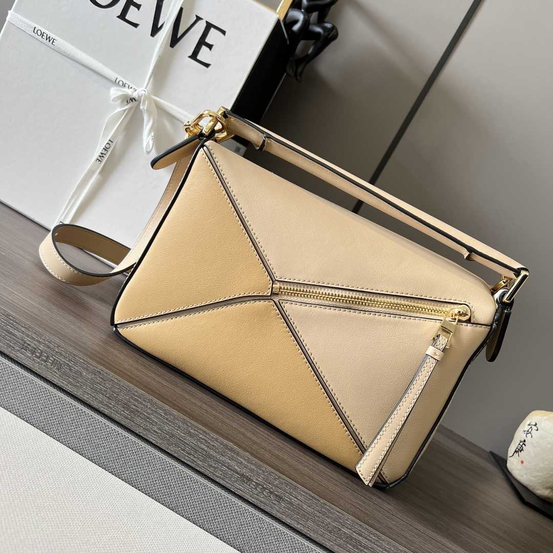 Loewe Small Puzzle Bag In Classic Calfskin - EUR FASHION