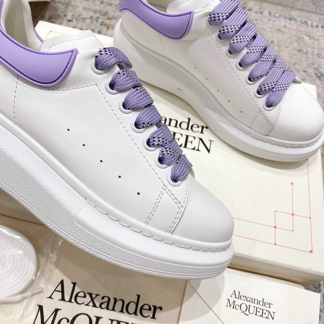 Alexander Mqueen Oversized Sneaker In White - EUR FASHION