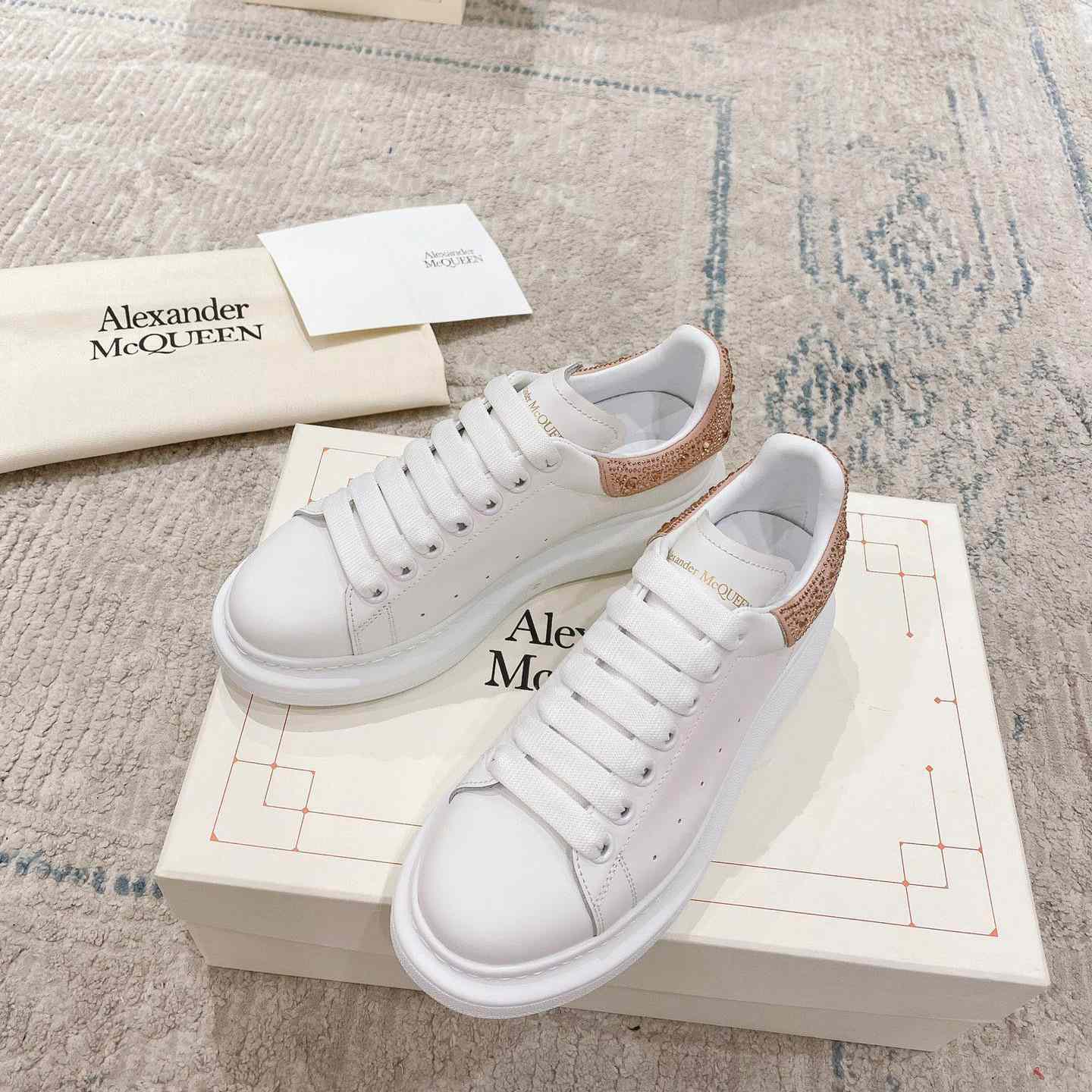 Alexander Mqueen Oversized Sneaker In White - EUR FASHION
