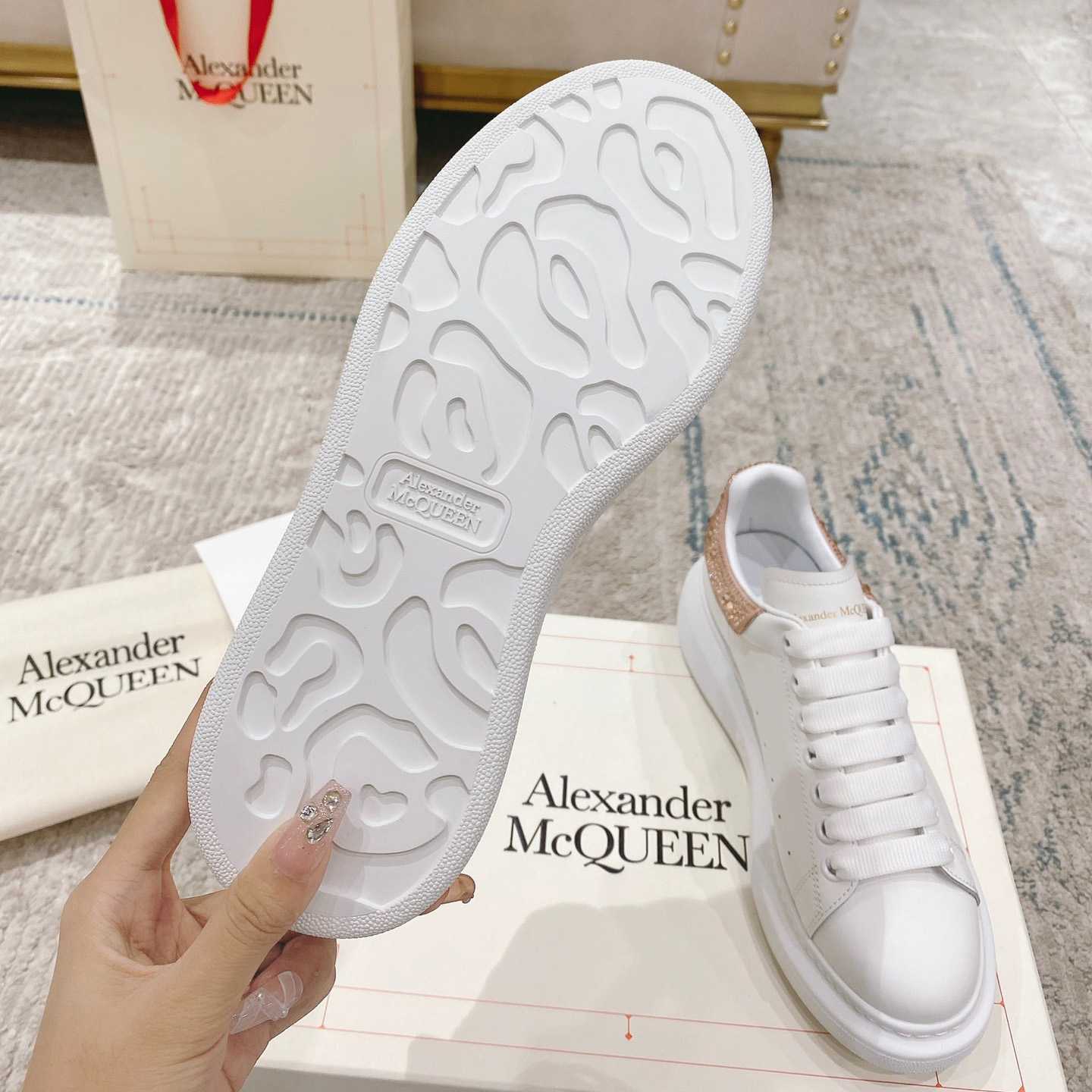 Alexander Mqueen Oversized Sneaker In White - EUR FASHION
