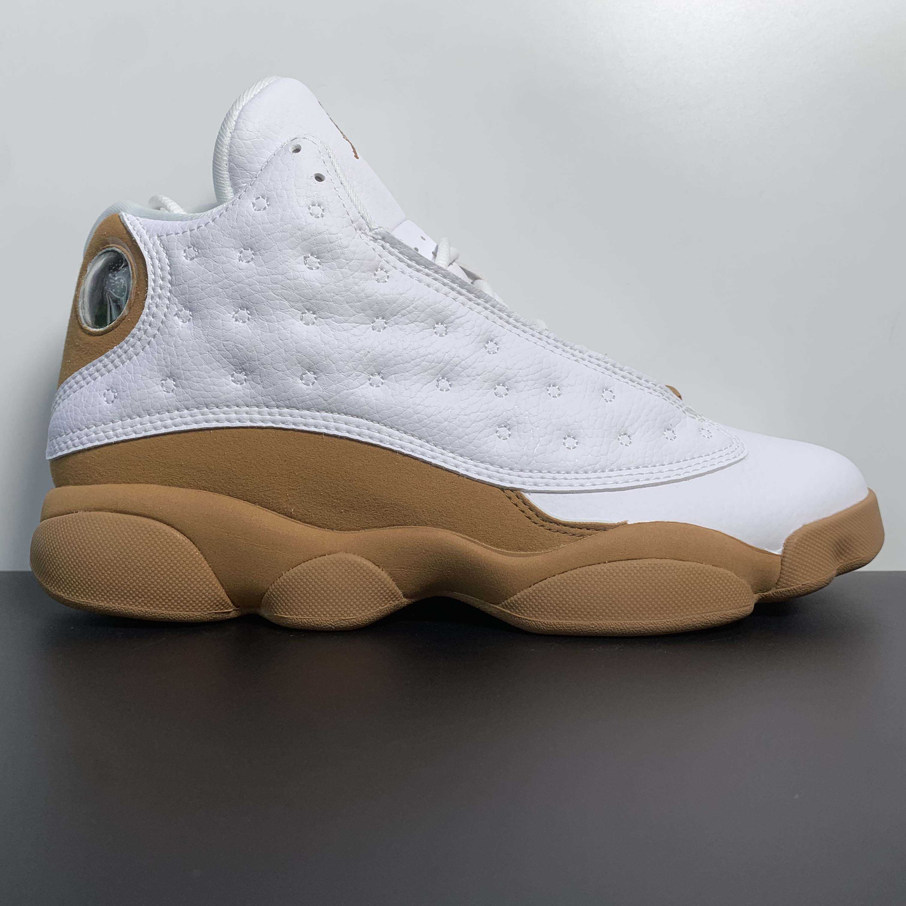 Air Jordan 13 “Wheat” Sneakers      414571-171 - EUR FASHION