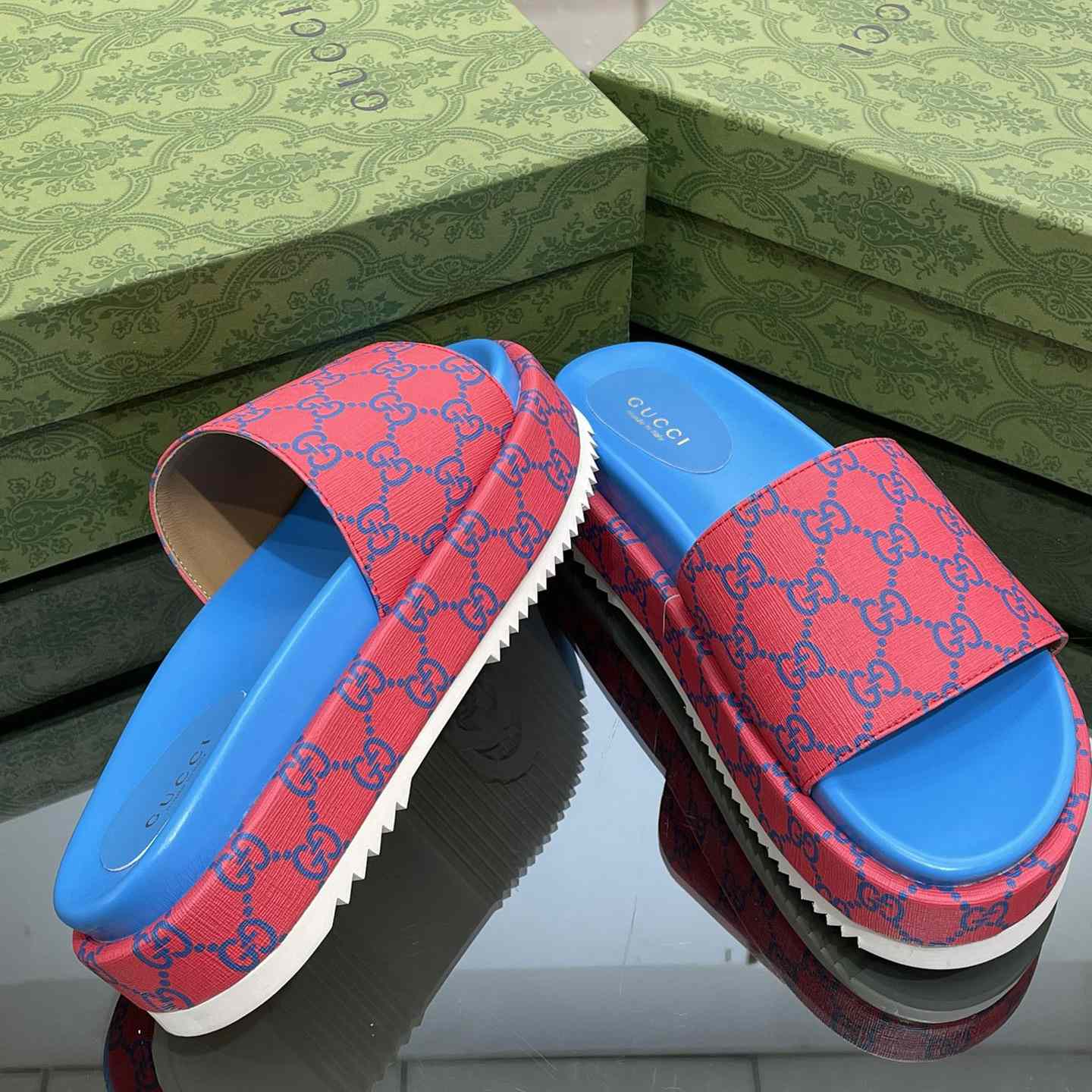 Gucci Women's Platform Slide Sandal - EUR FASHION