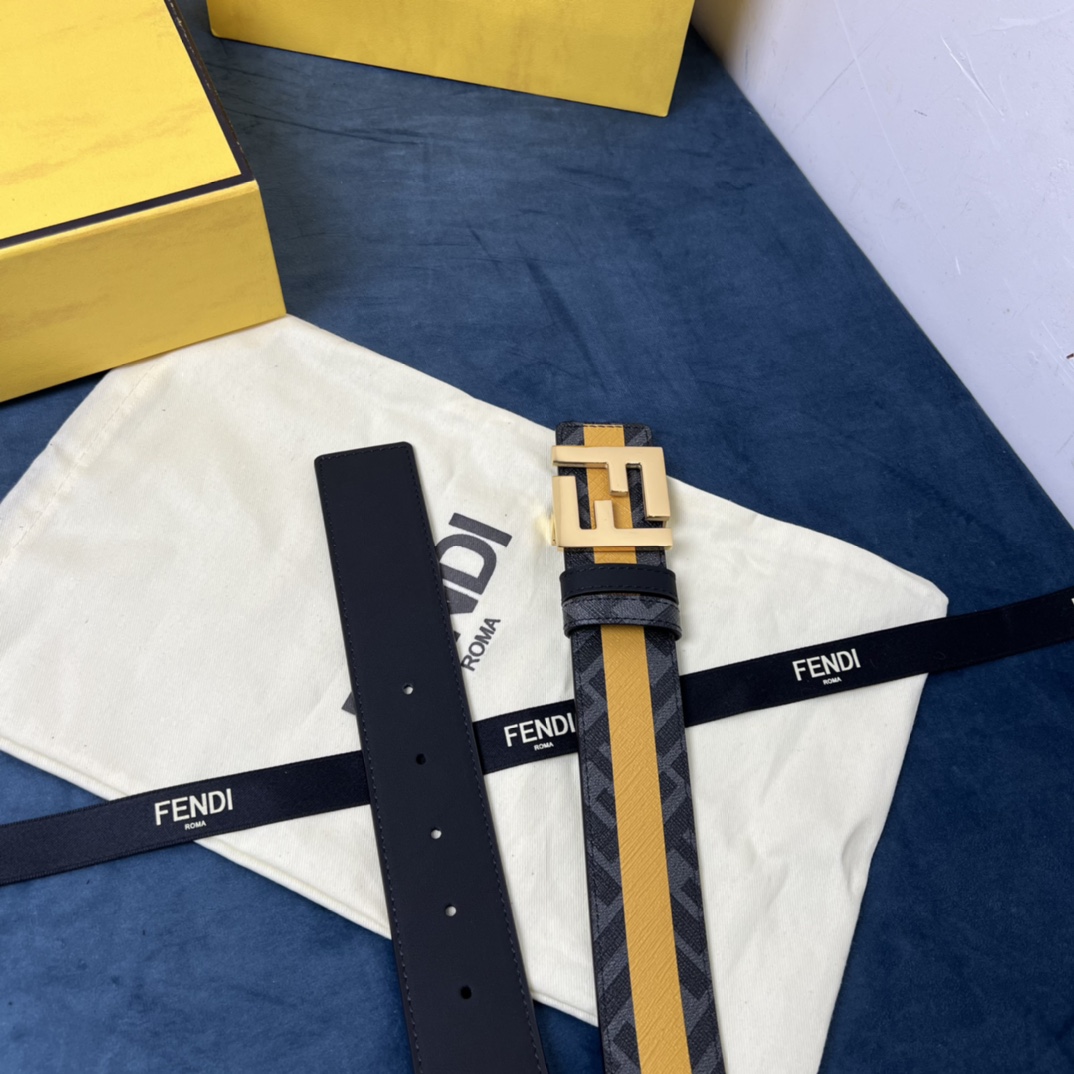 Fendi Reversible Black Leather Belt  - EUR FASHION