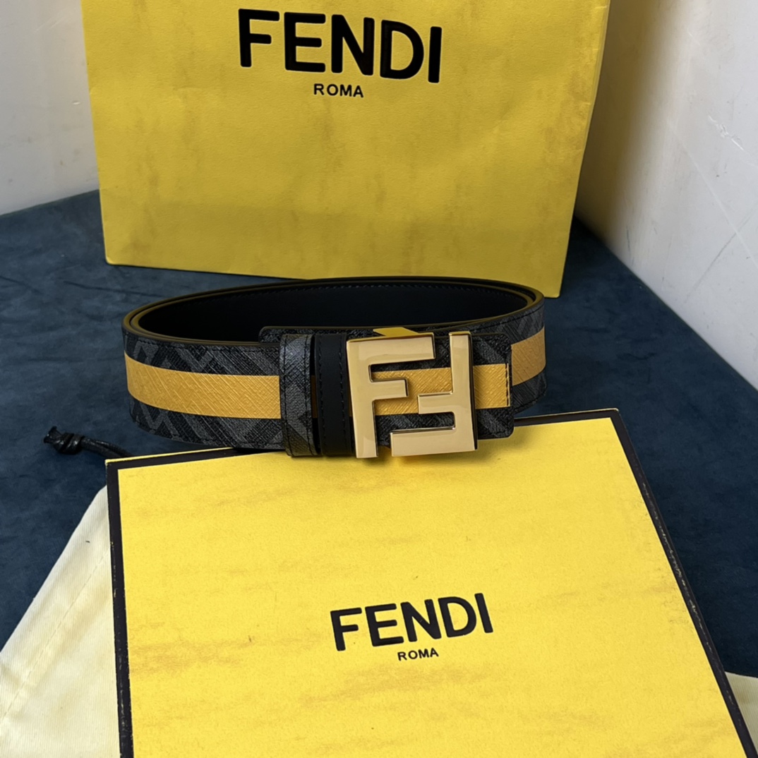 Fendi Reversible Black Leather Belt  - EUR FASHION