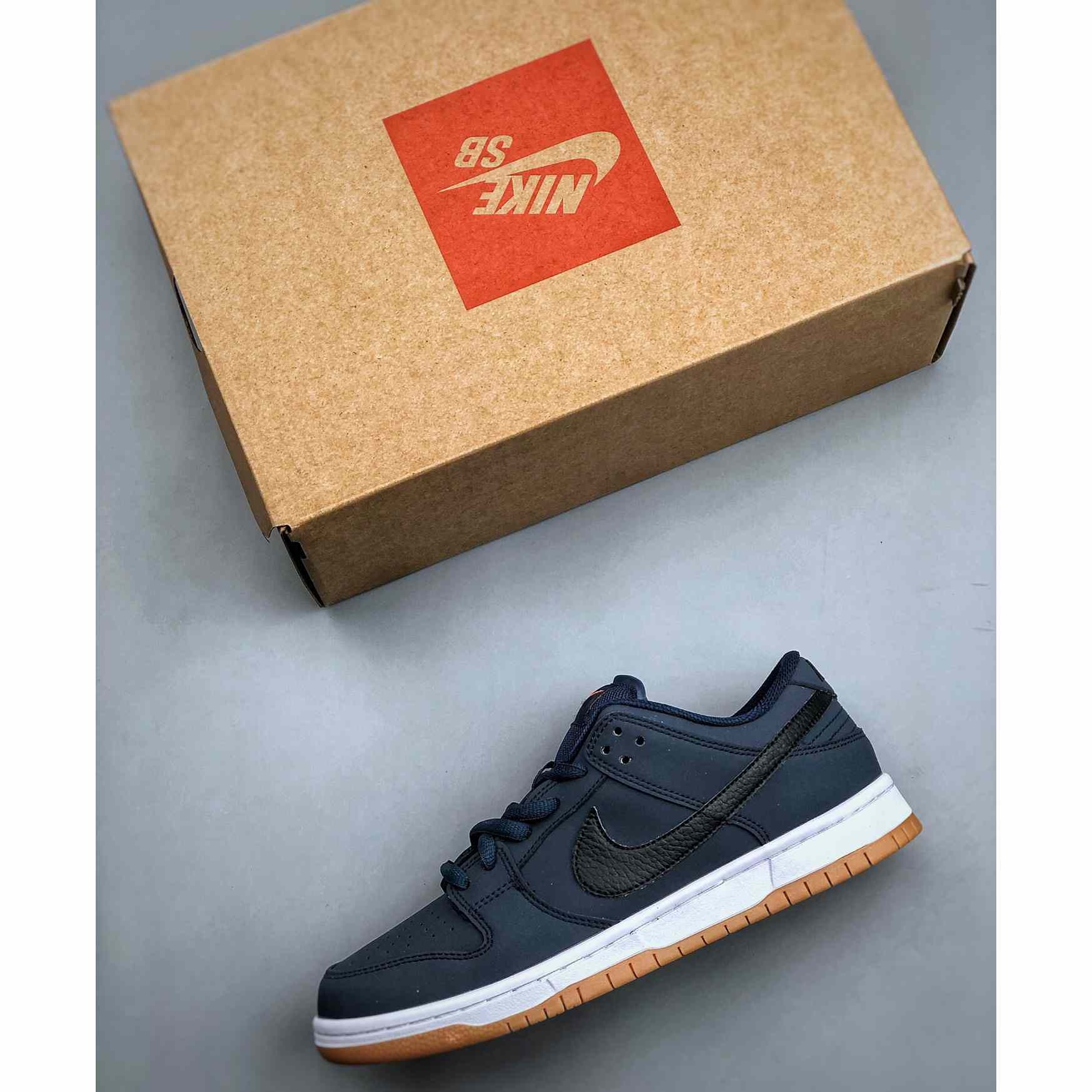 Nike SB Dunk Low Pro Sneakers     CW7463-401 - EUR FASHION