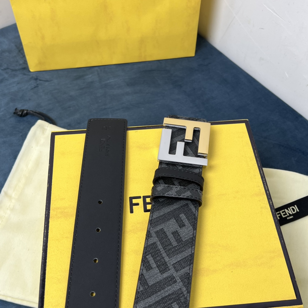 Fendi Reversible Black Leather Belt  - EUR FASHION