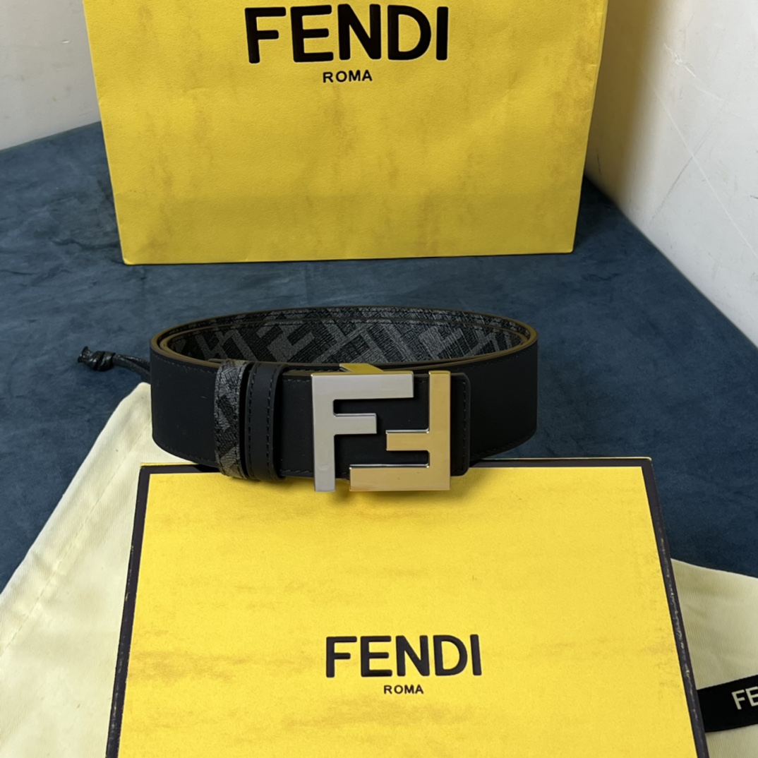 Fendi Reversible Black Leather Belt  - EUR FASHION