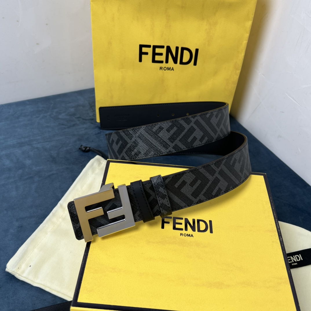 Fendi Reversible Black Leather Belt  - EUR FASHION