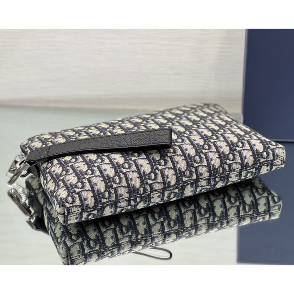 Dior Pouch  - EUR FASHION