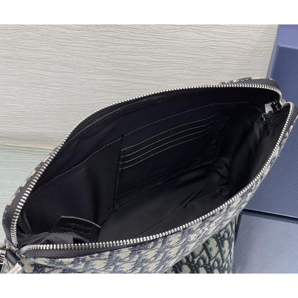 Dior Pouch  - EUR FASHION