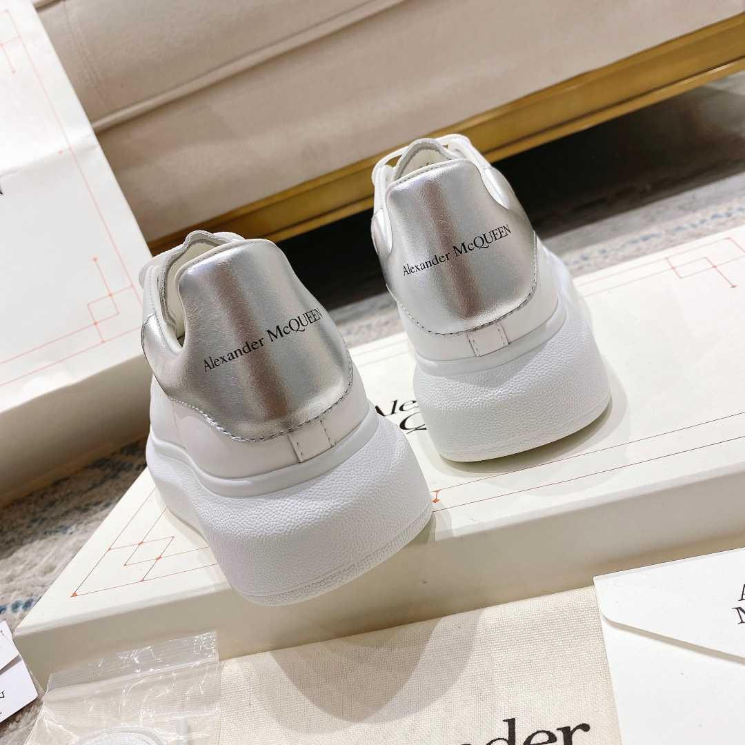 Alexander Mqueen Oversized Sneaker In White - EUR FASHION