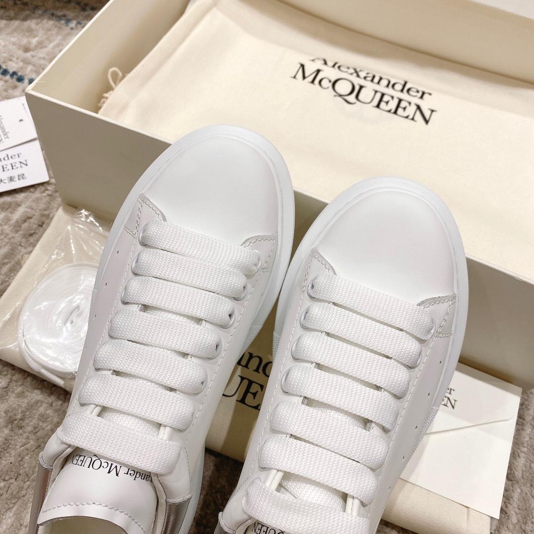 Alexander Mqueen Oversized Sneaker In White - EUR FASHION