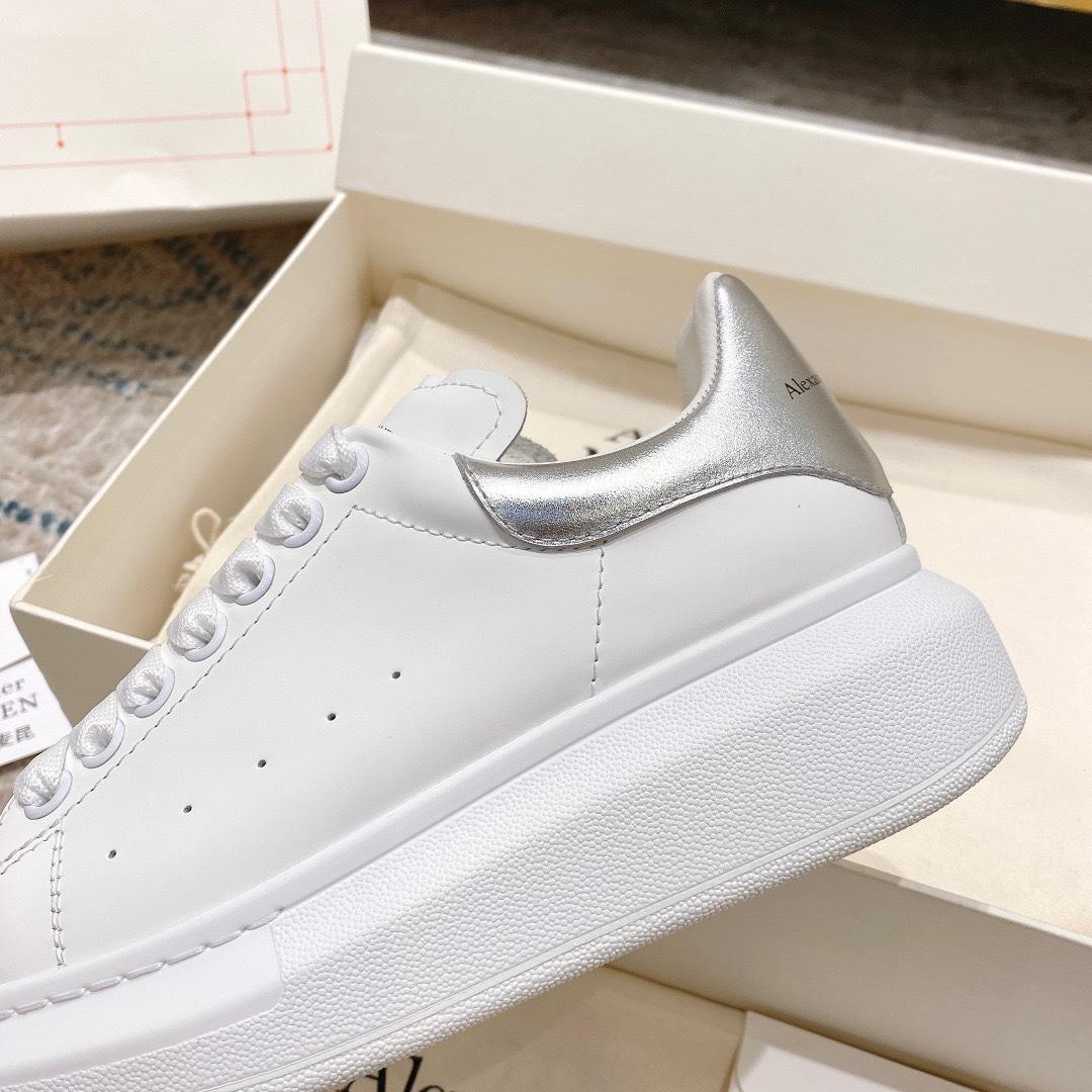 Alexander Mqueen Oversized Sneaker In White - EUR FASHION