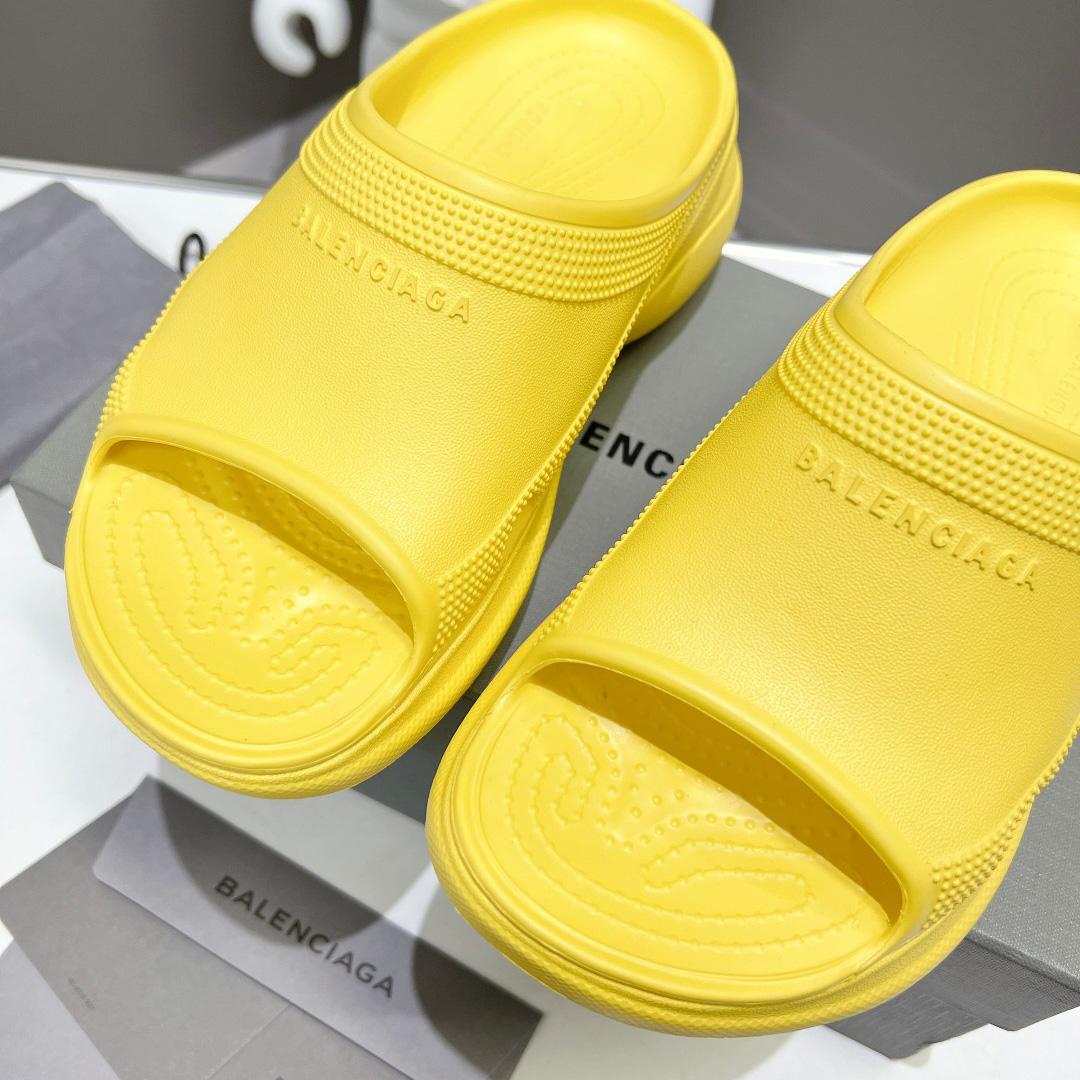Balenciaga Women's Pool Crocs™ Slide Sandal In Yellow - EUR FASHION