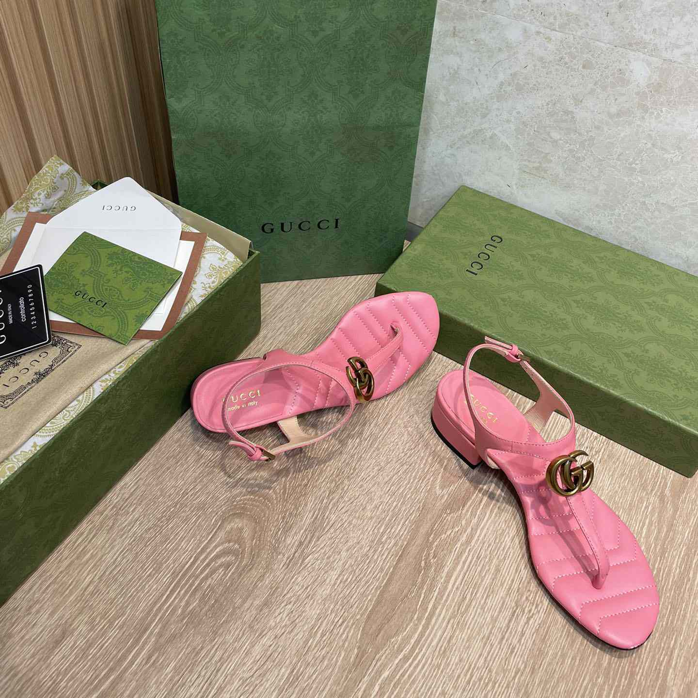 Gucci Women's Double G Sandal - EUR FASHION