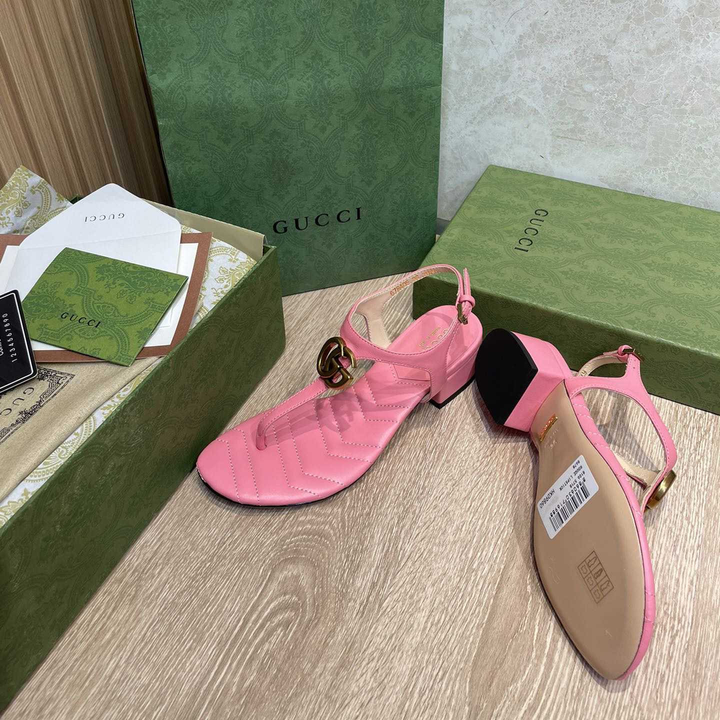 Gucci Women's Double G Sandal - EUR FASHION
