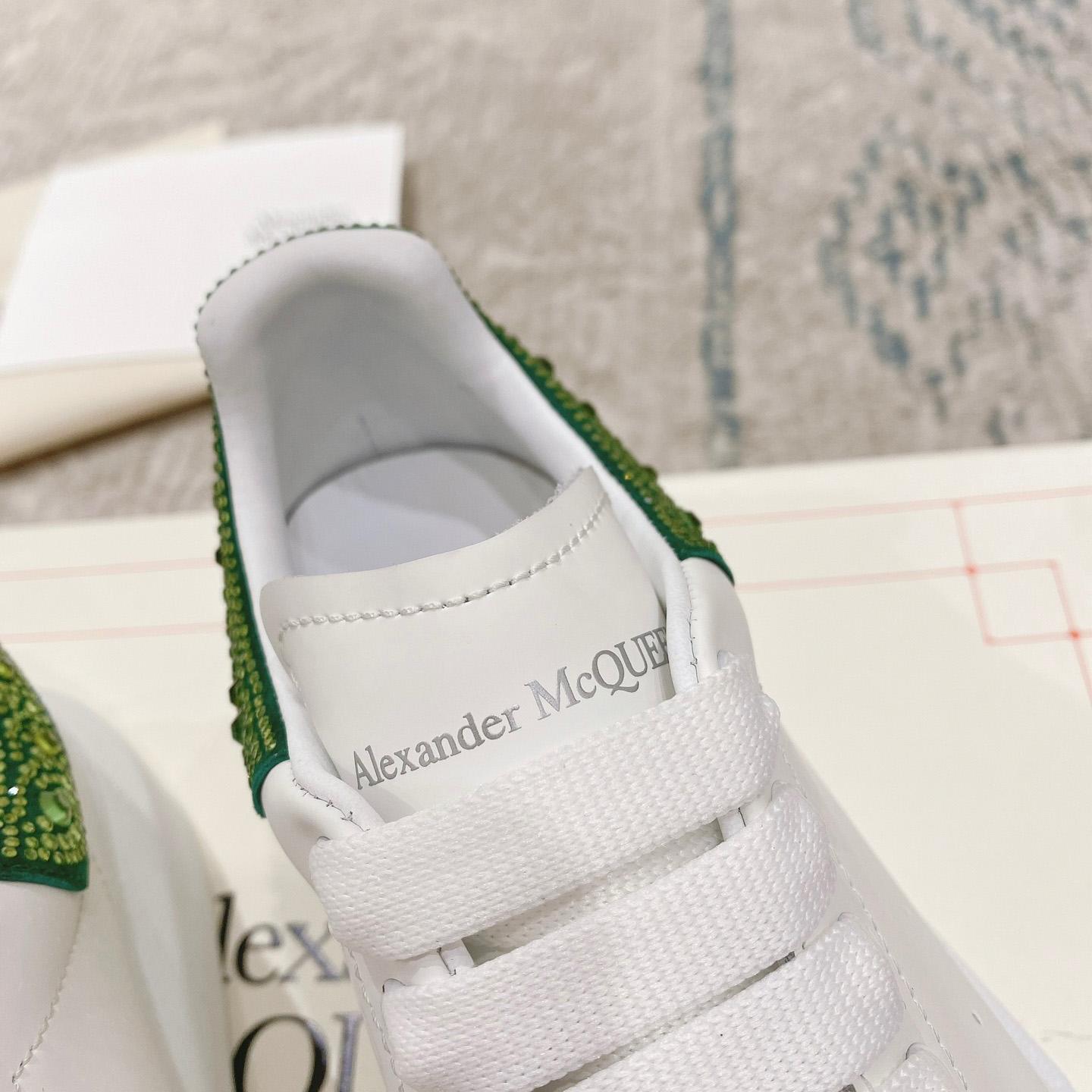 Alexander Mqueen Oversized Sneaker in White/Acid Green - EUR FASHION