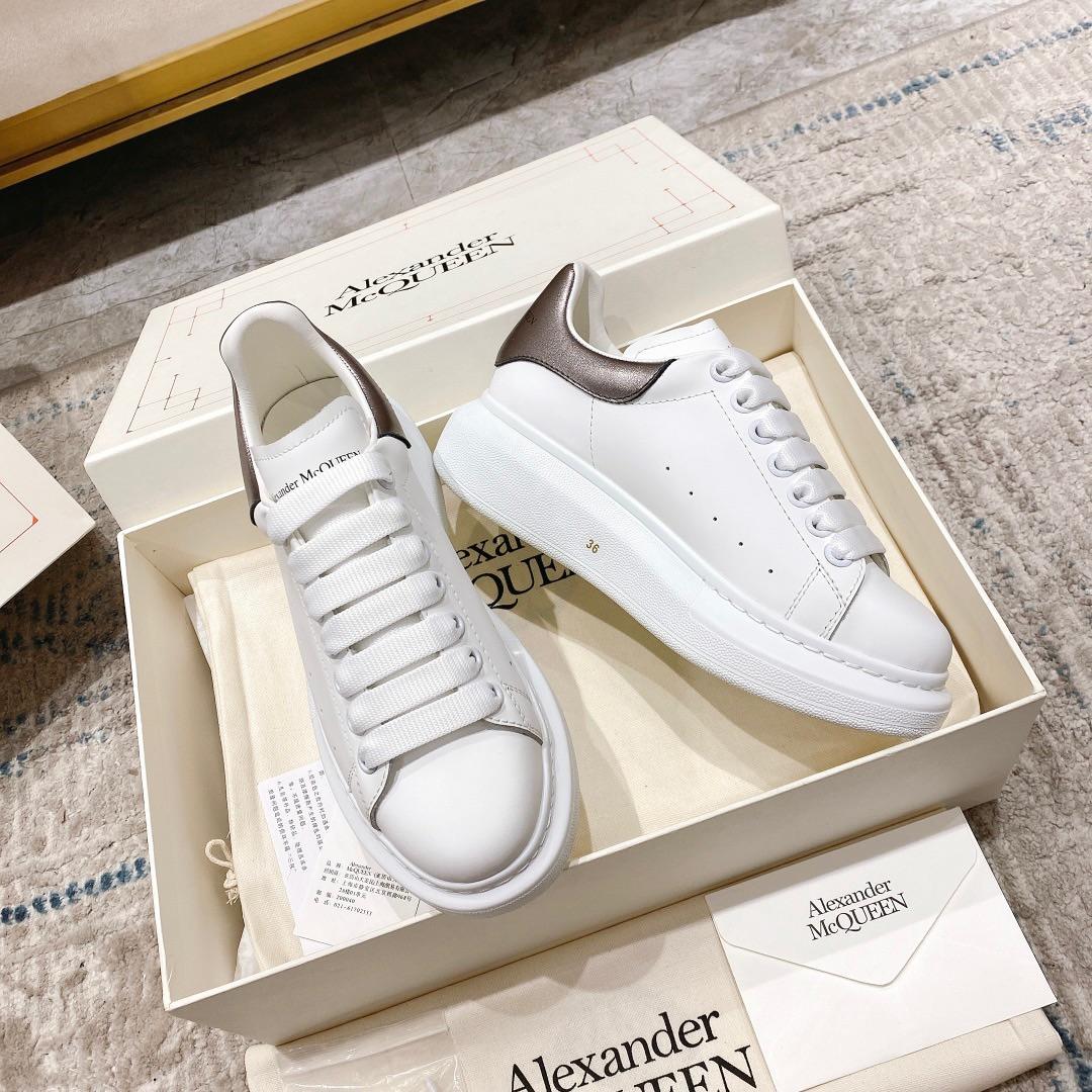 Alexander Mqueen Oversized Sneaker In White - EUR FASHION
