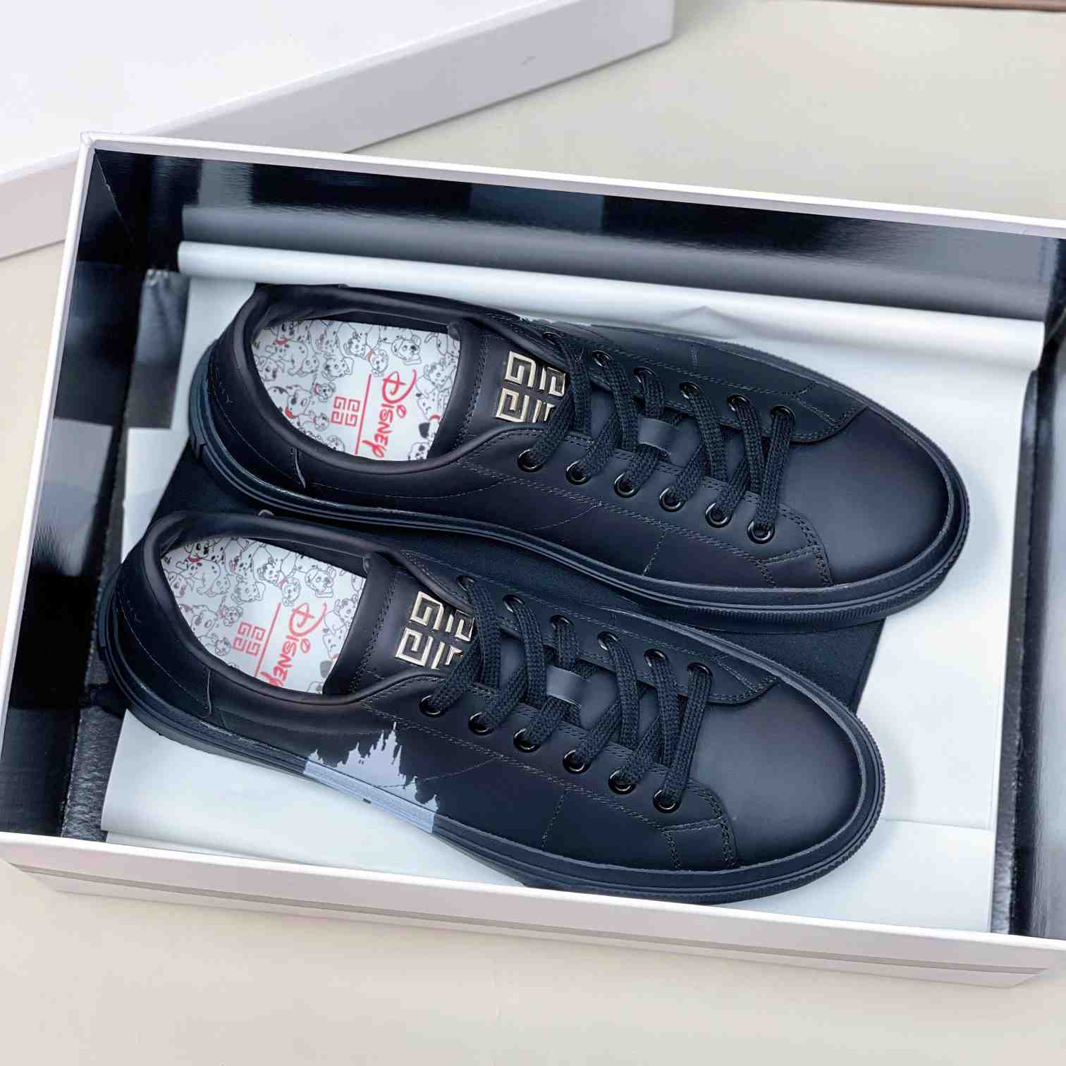 Givenchy City Sport Castle Sneakers In Leather - EUR FASHION
