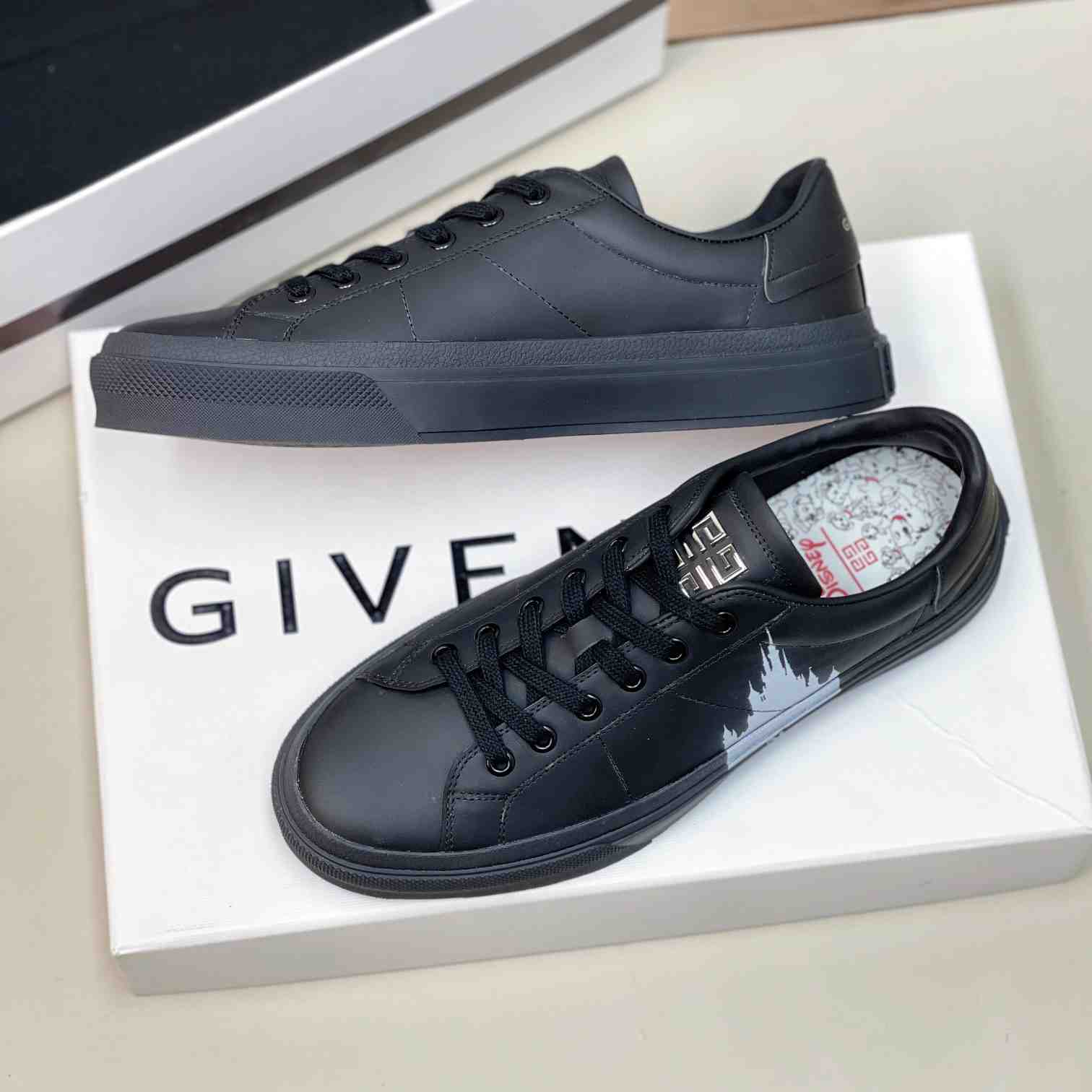 Givenchy City Sport Castle Sneakers In Leather - EUR FASHION