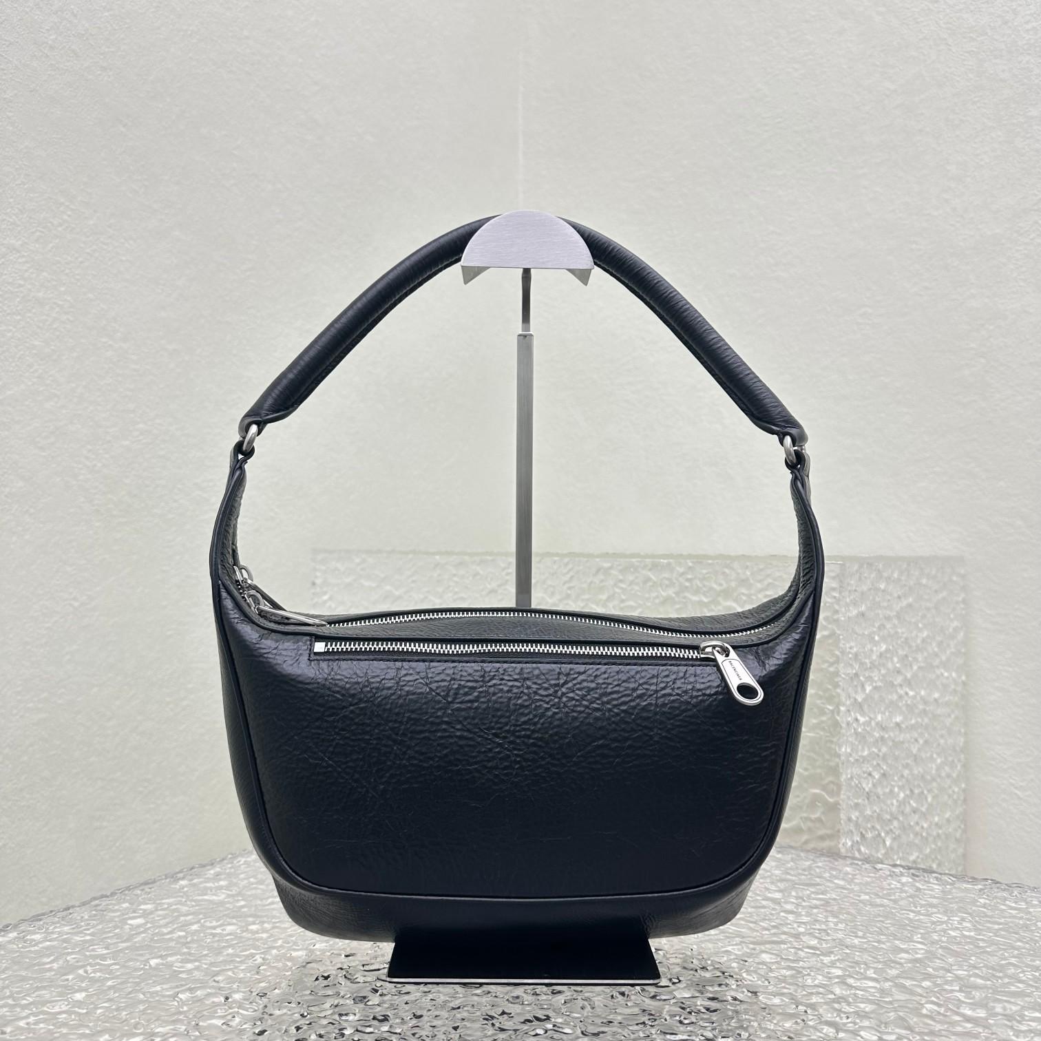 Balenciaga Raver Medium Bag With Handle In Black - EUR FASHION