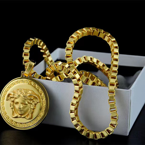 Versace Medusa Necklaces  - EUR FASHION