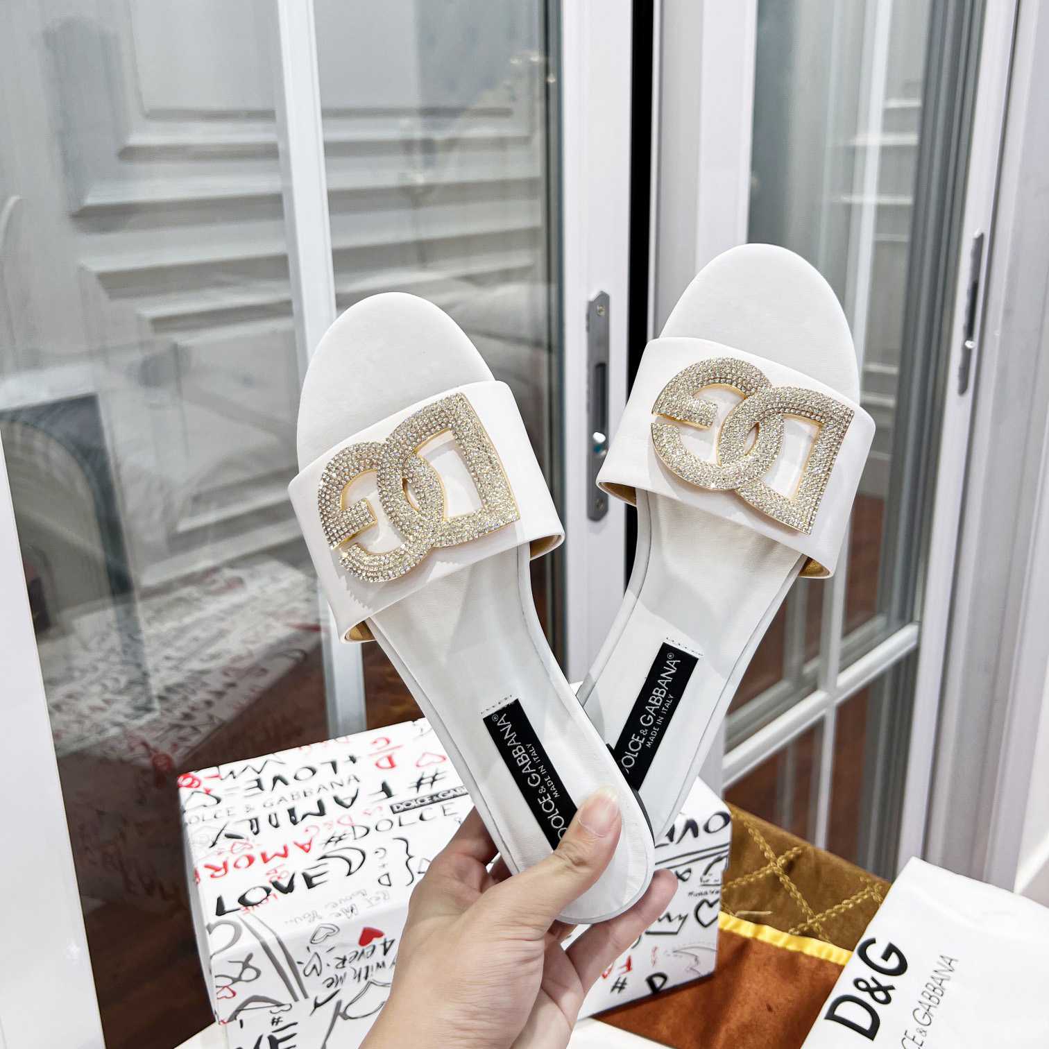Dolce & Gabbana Calfskin Slides With DG Logo - EUR FASHION
