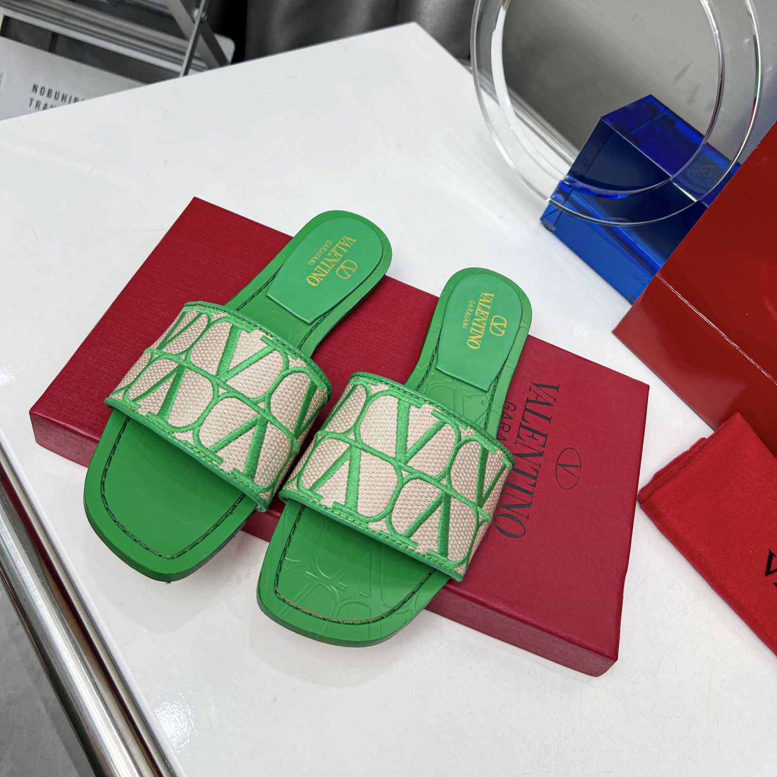 Valenti Toile Iconographe Slide Sandal  - EUR FASHION